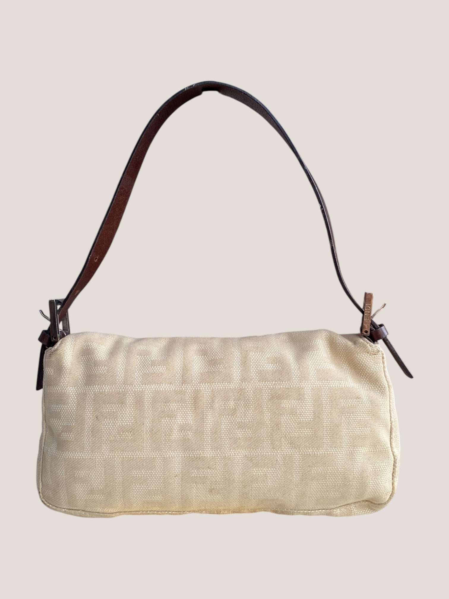 Fendi Baguette in tessuto beige