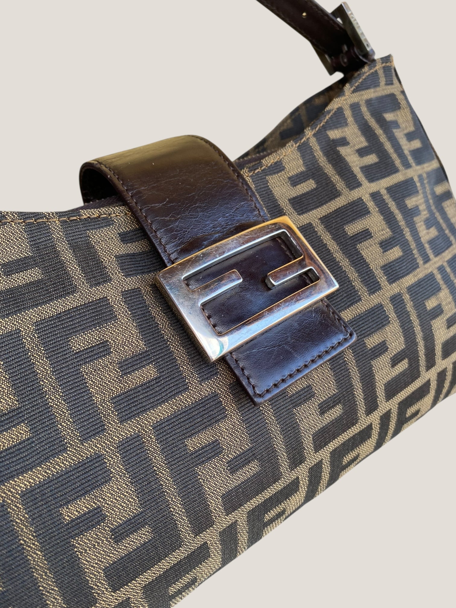 Fendi Baguette in canvas monogram FF
