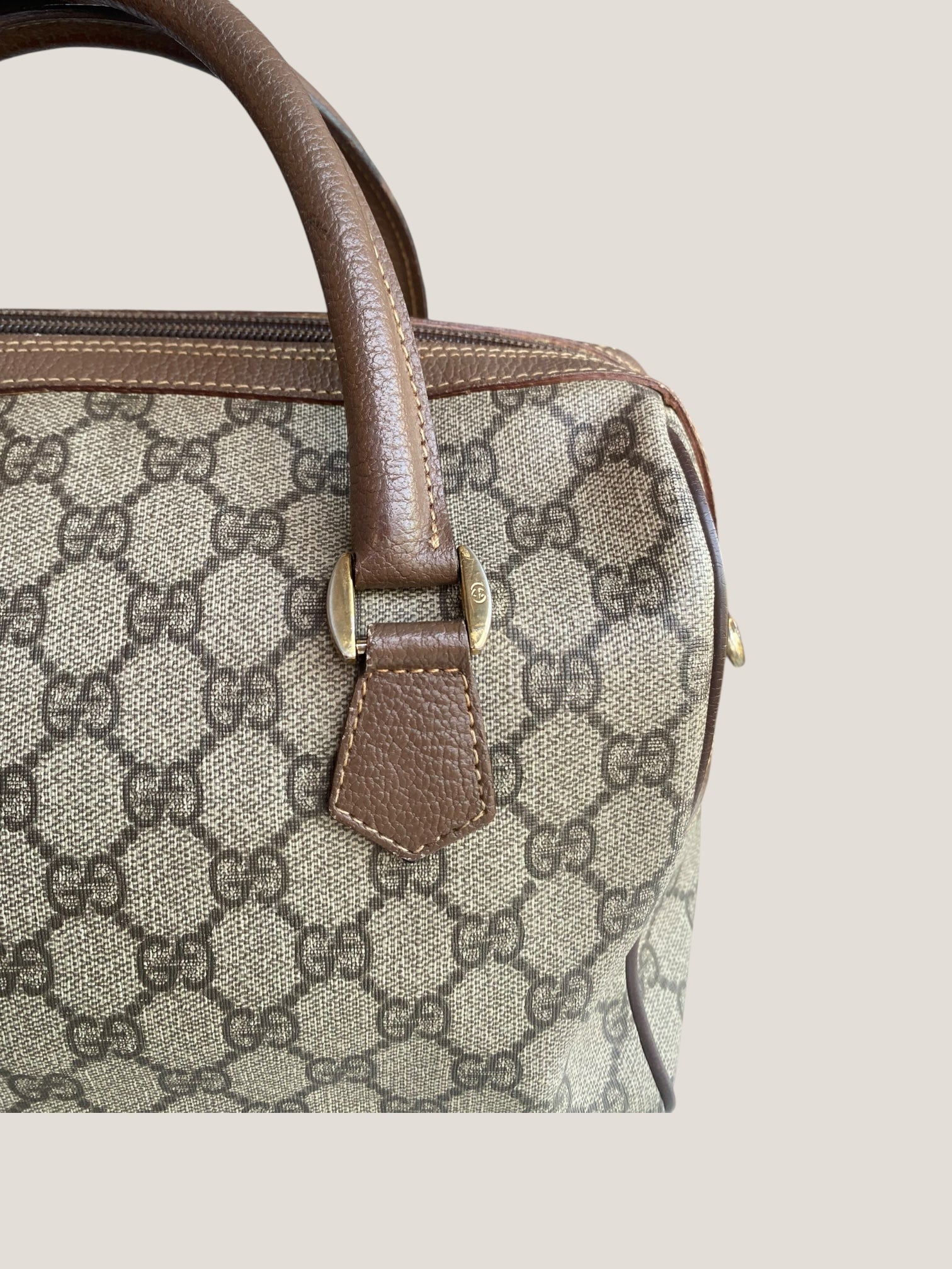 Gucci bauletto GG canvas