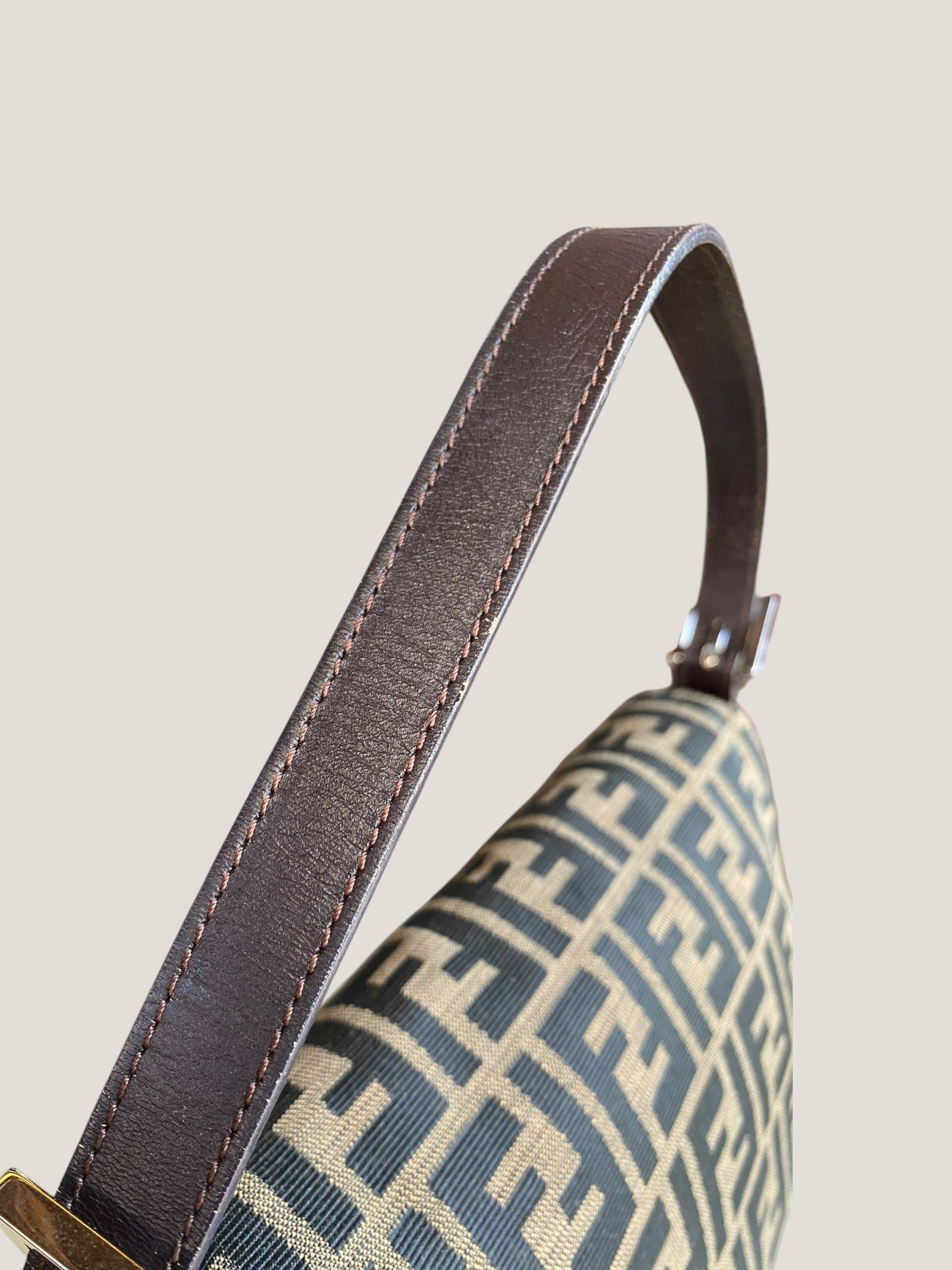 Fendi mamma baguette