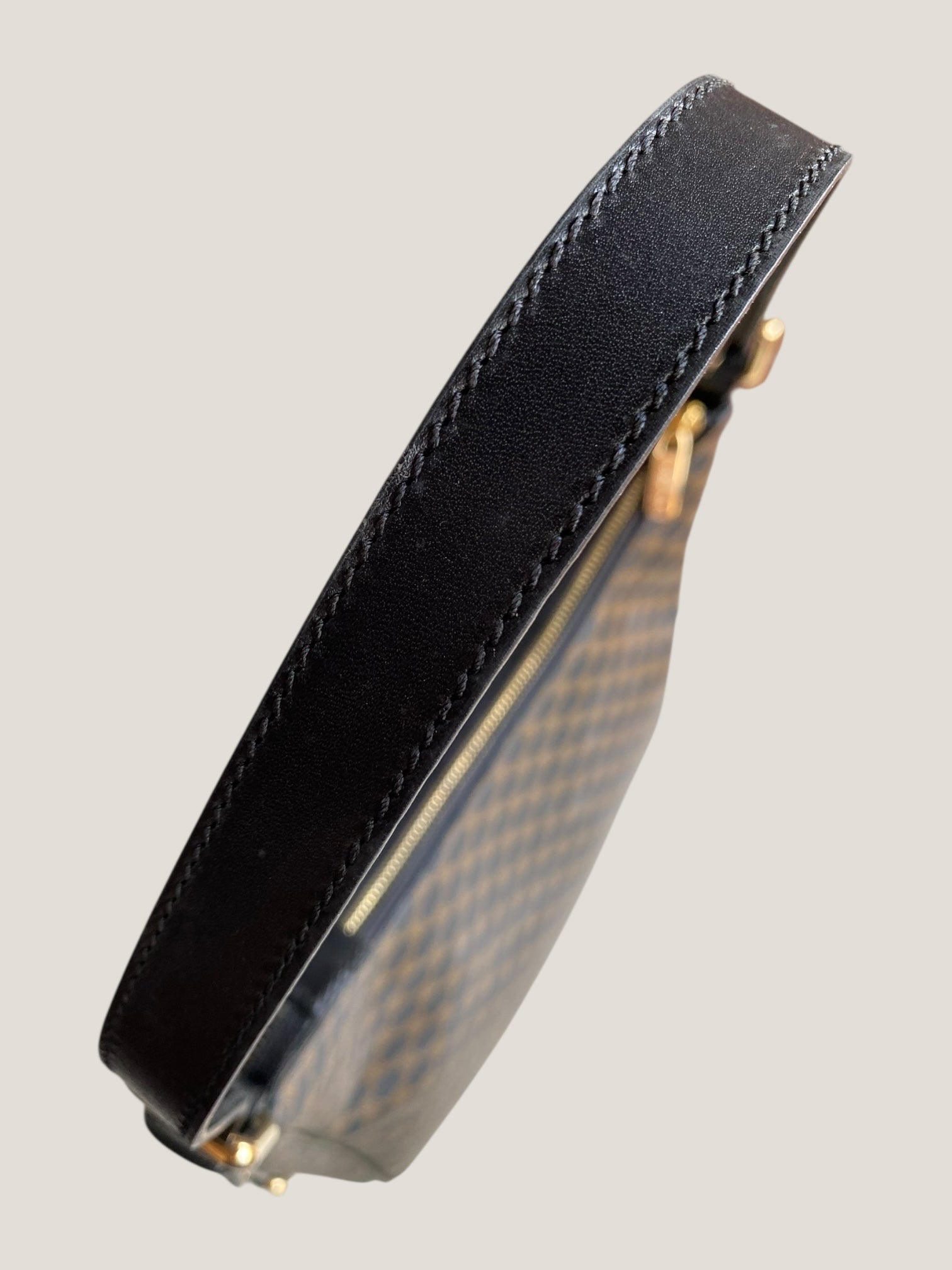 Celine Hobo Triomphe