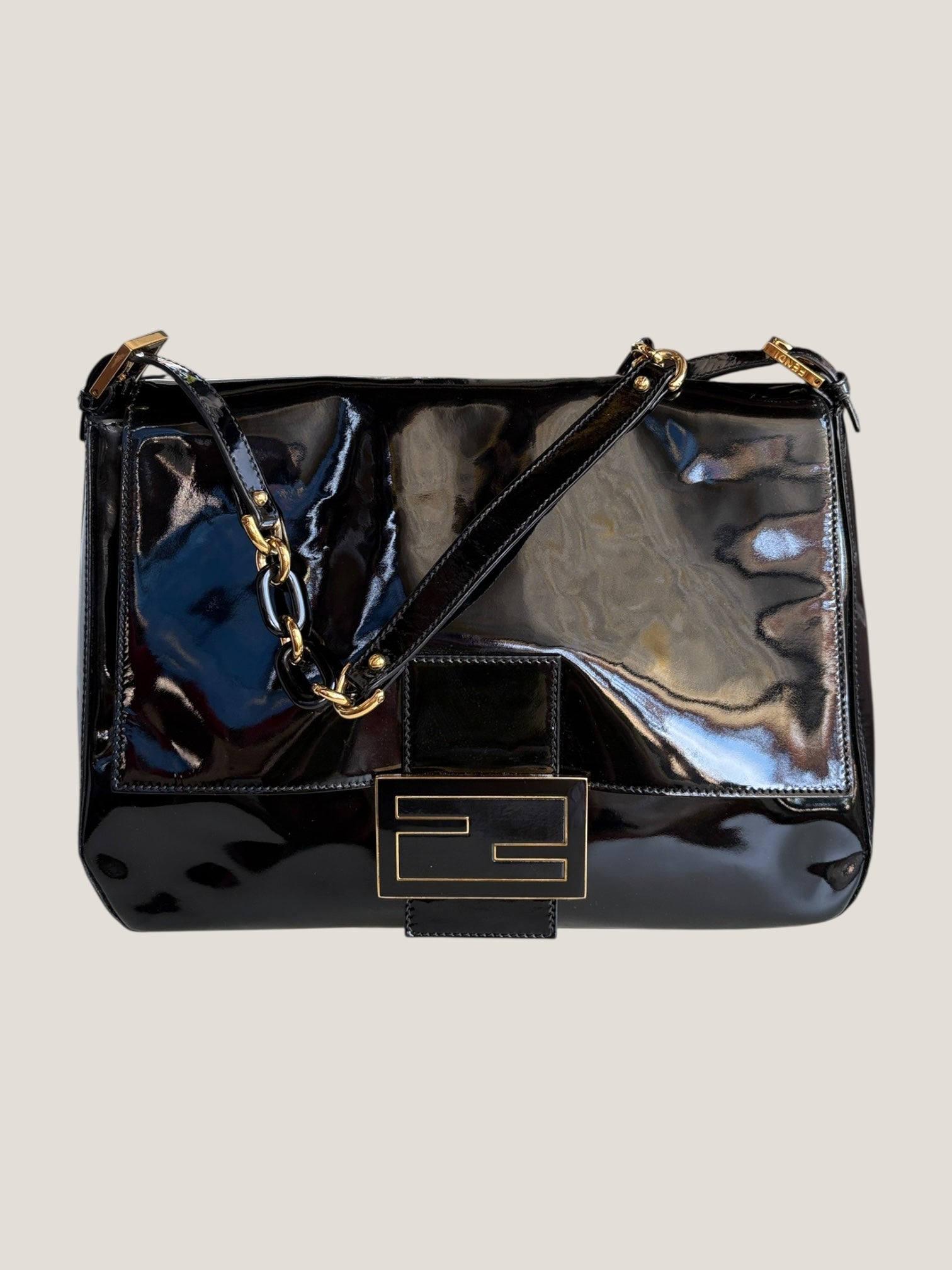 Fendi Mamma Baguette Vernice Nera