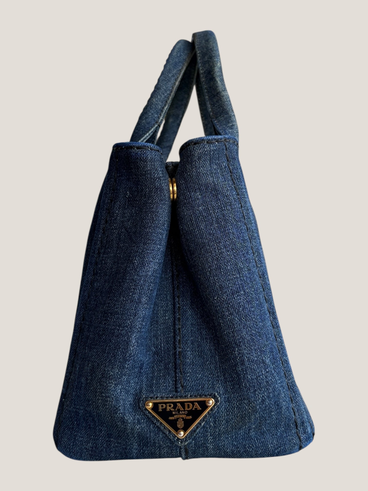 Prada Tote in denim con logo