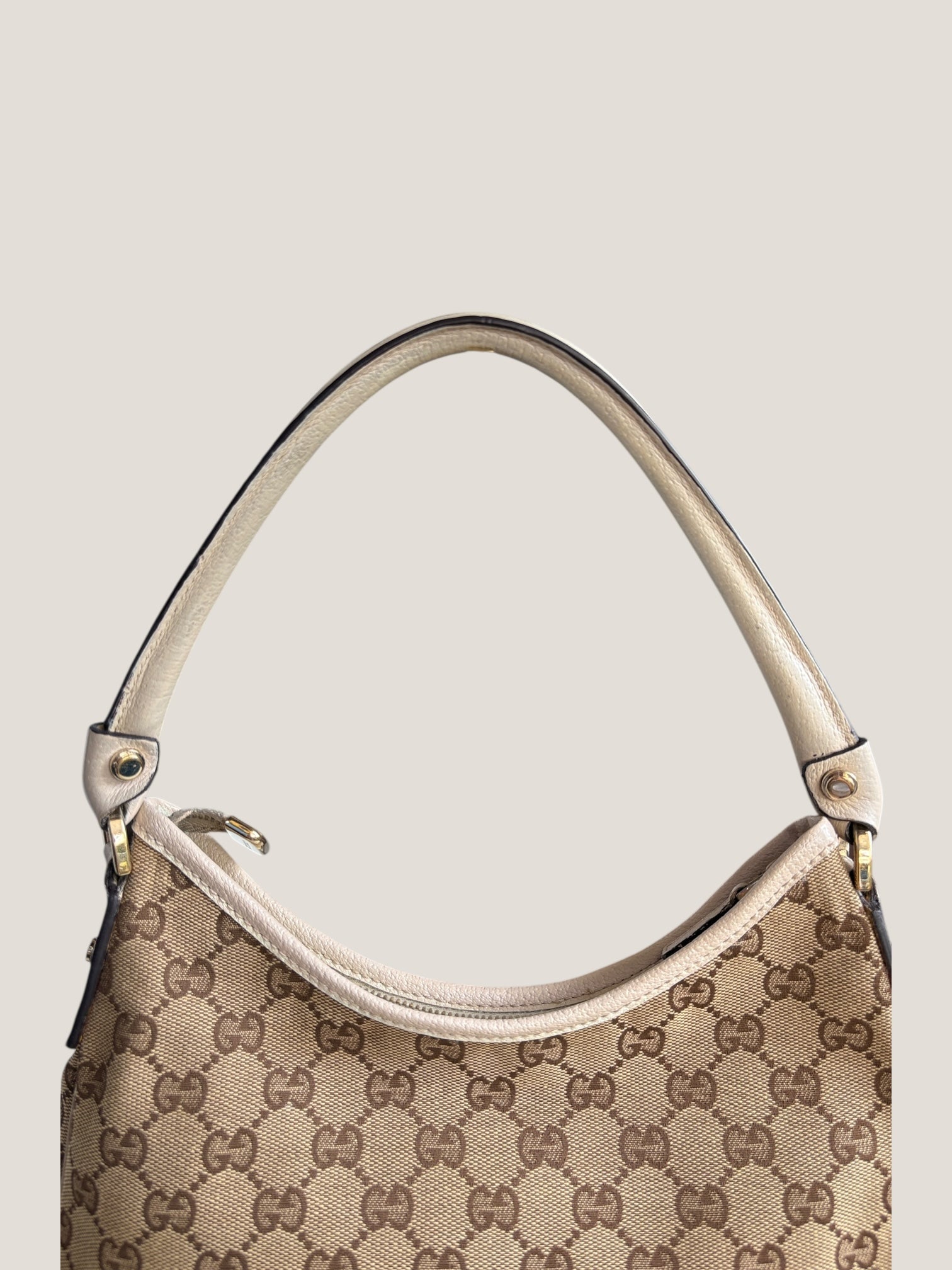 Gucci Hobo GG canvas