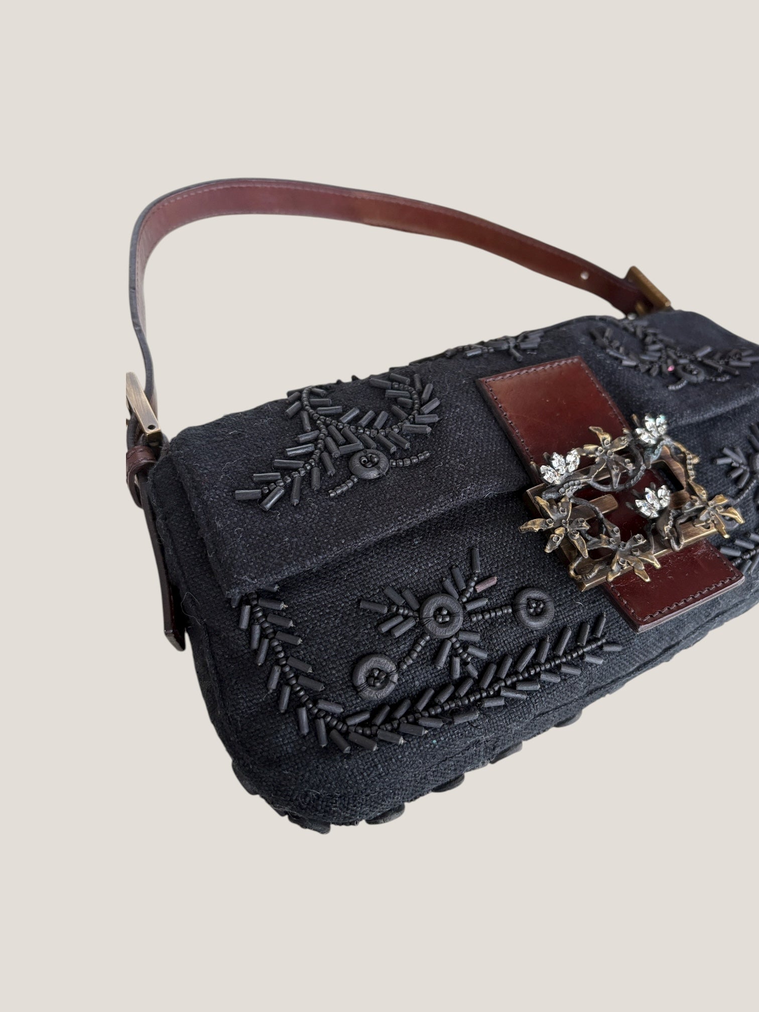 FENDI BAGUETTE BEADED NERA