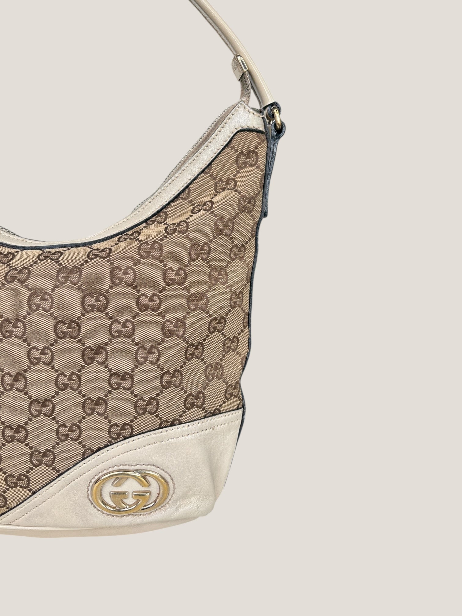 Gucci GG Canvas Hobo Avorio