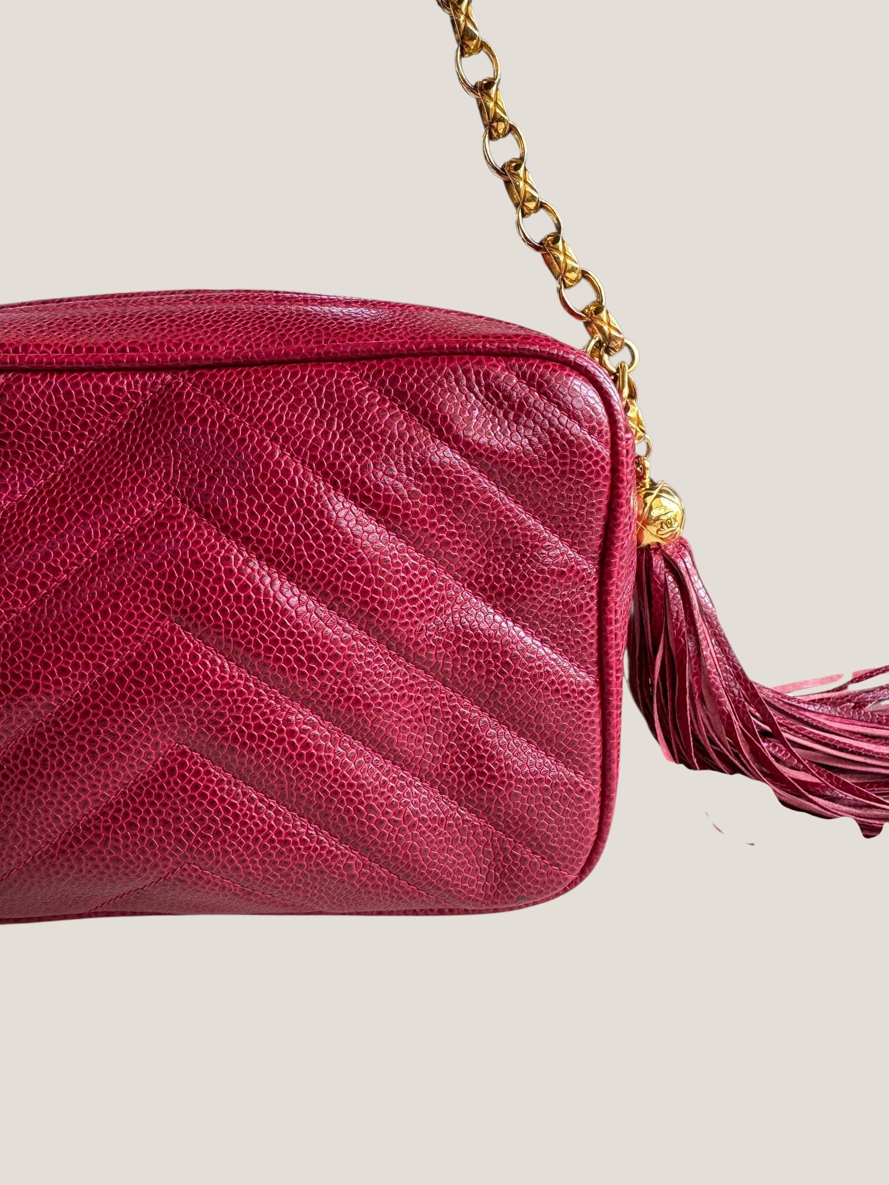 Chanel Vintage Camera Bag in Caviar Rosso con Frange