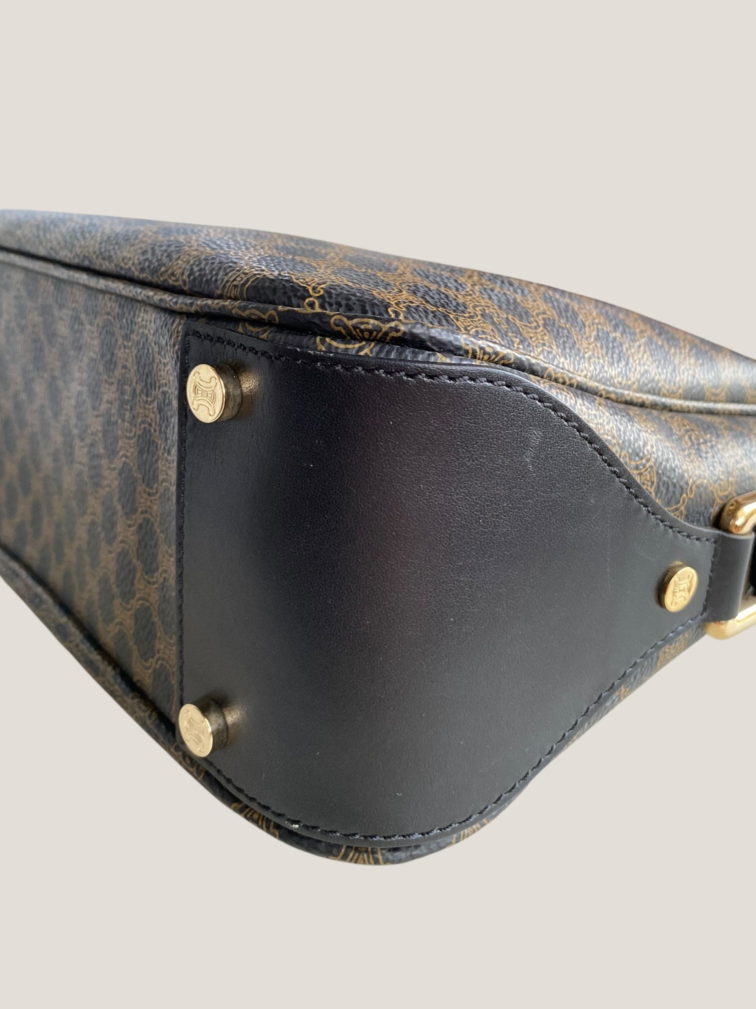 Celine Hobo Triomphe