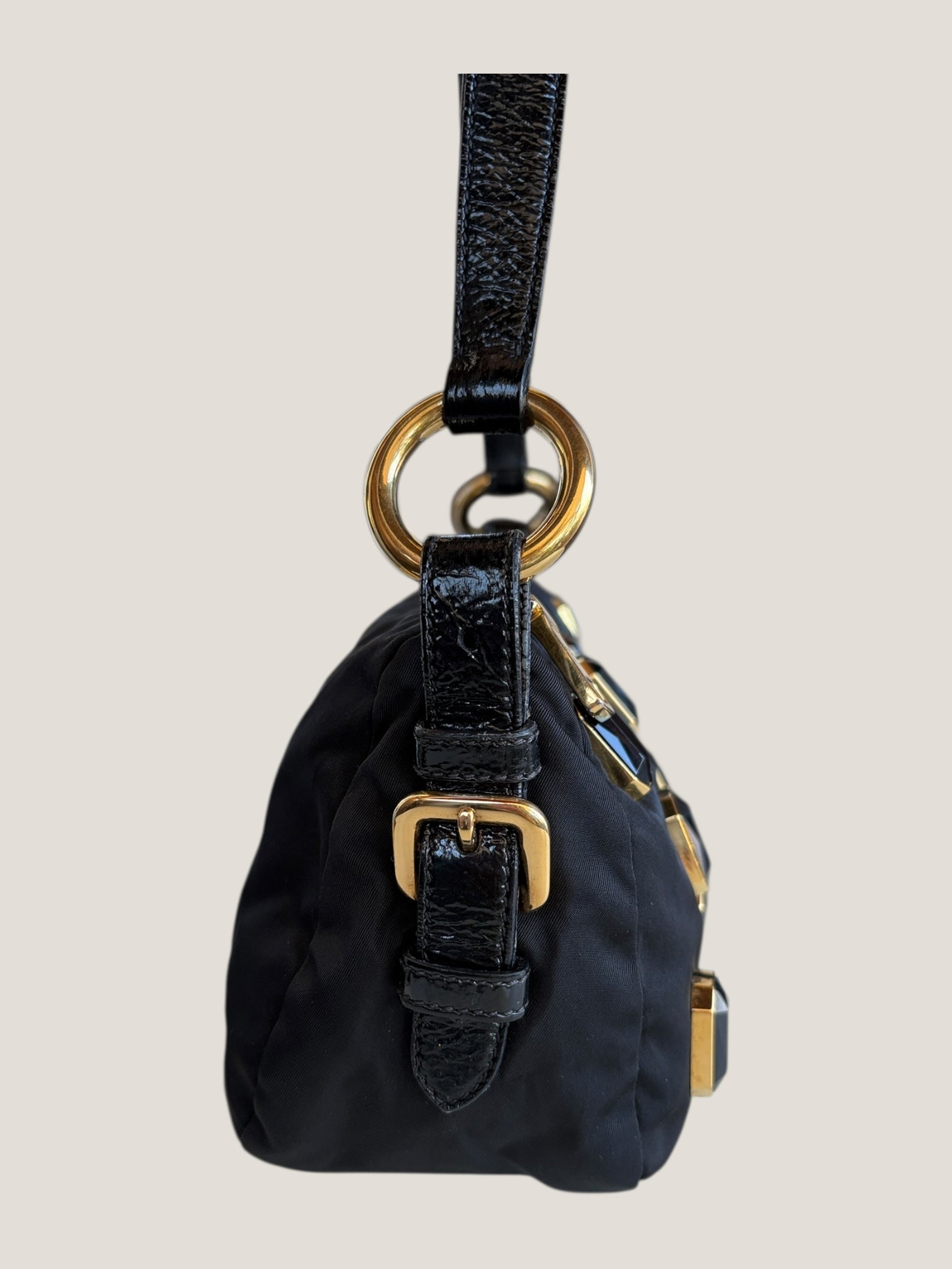 Prada Pochette con cristalli neri