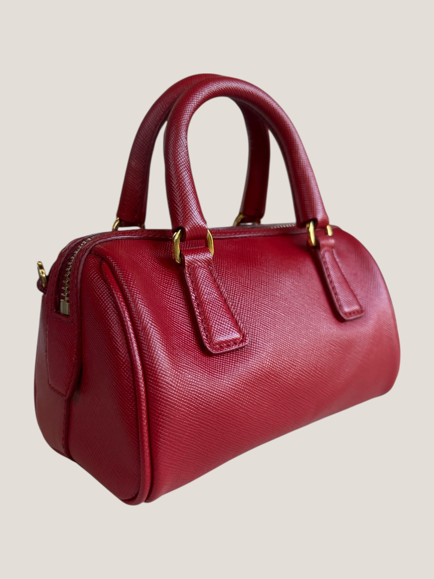 Prada Mini Bauletto in pelle Saffiano rossa