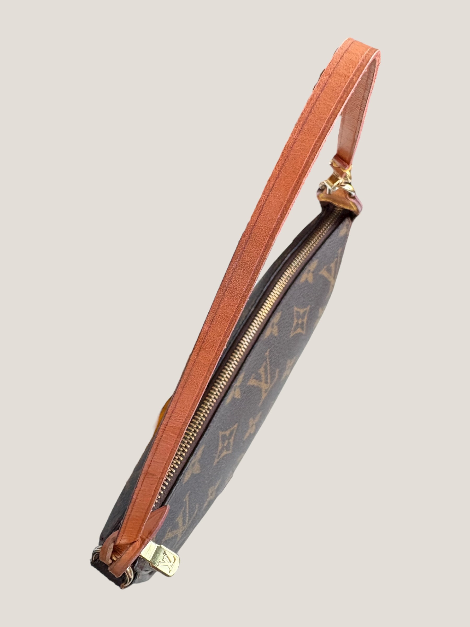 Louis Vuitton Pochette Accessoires Monogram