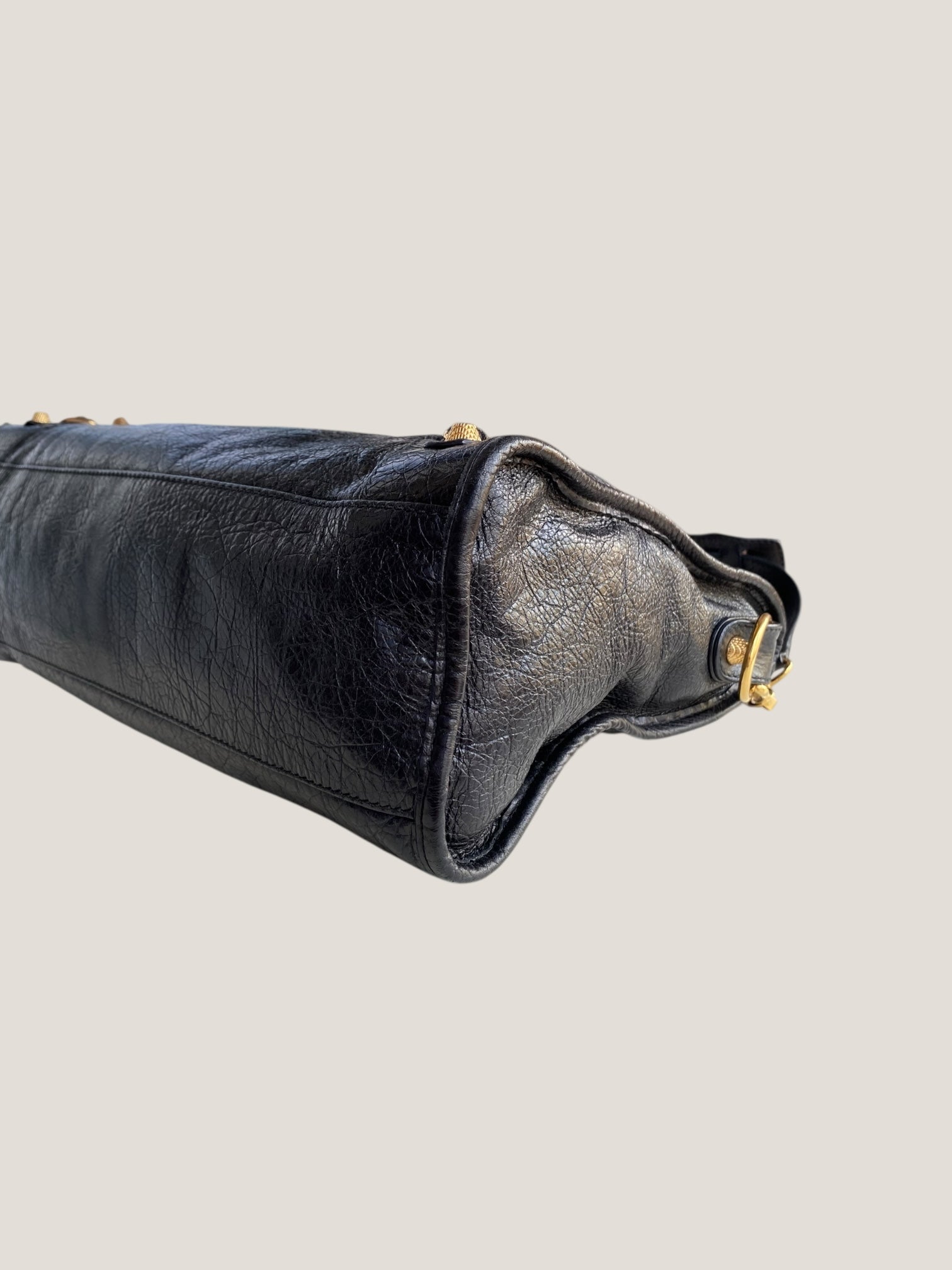 BALENCIAGA City bag media