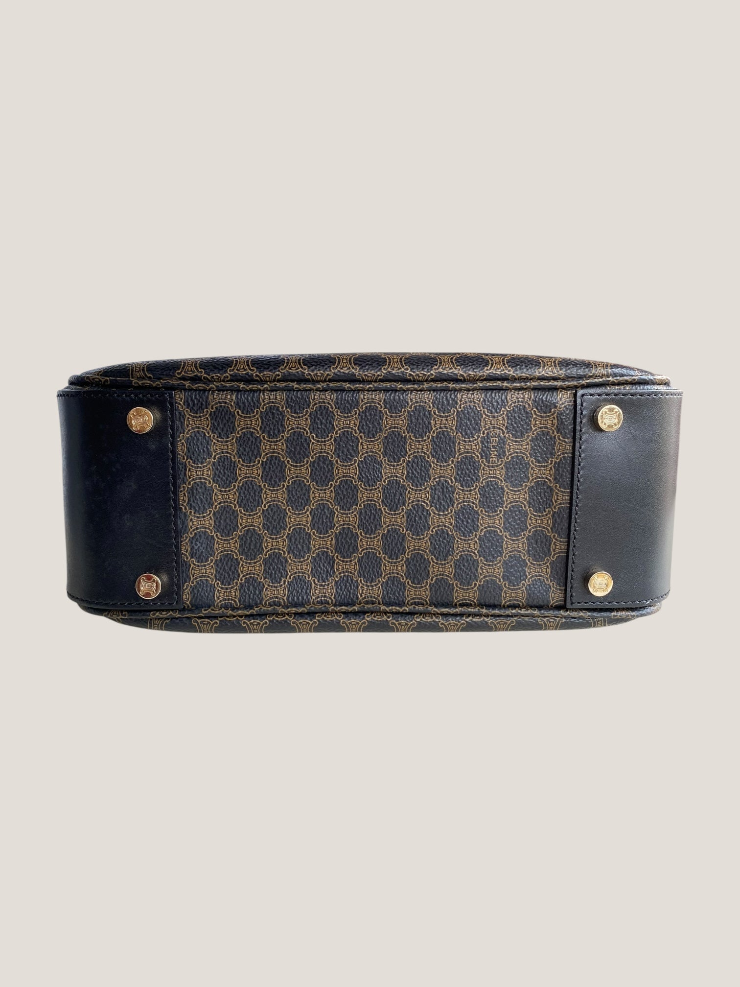 Celine Hobo Triomphe