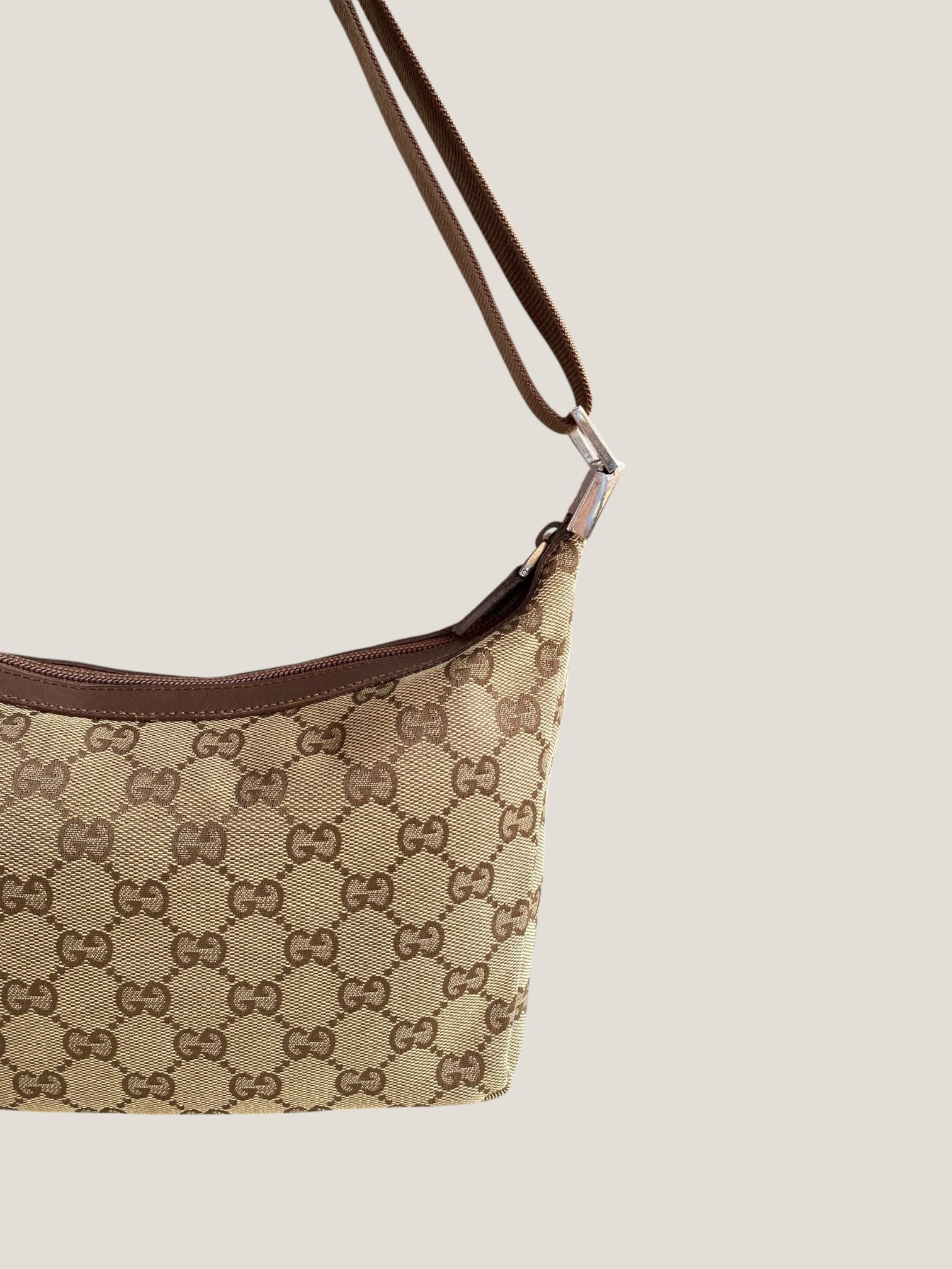 Gucci a tracolla in canvas GG