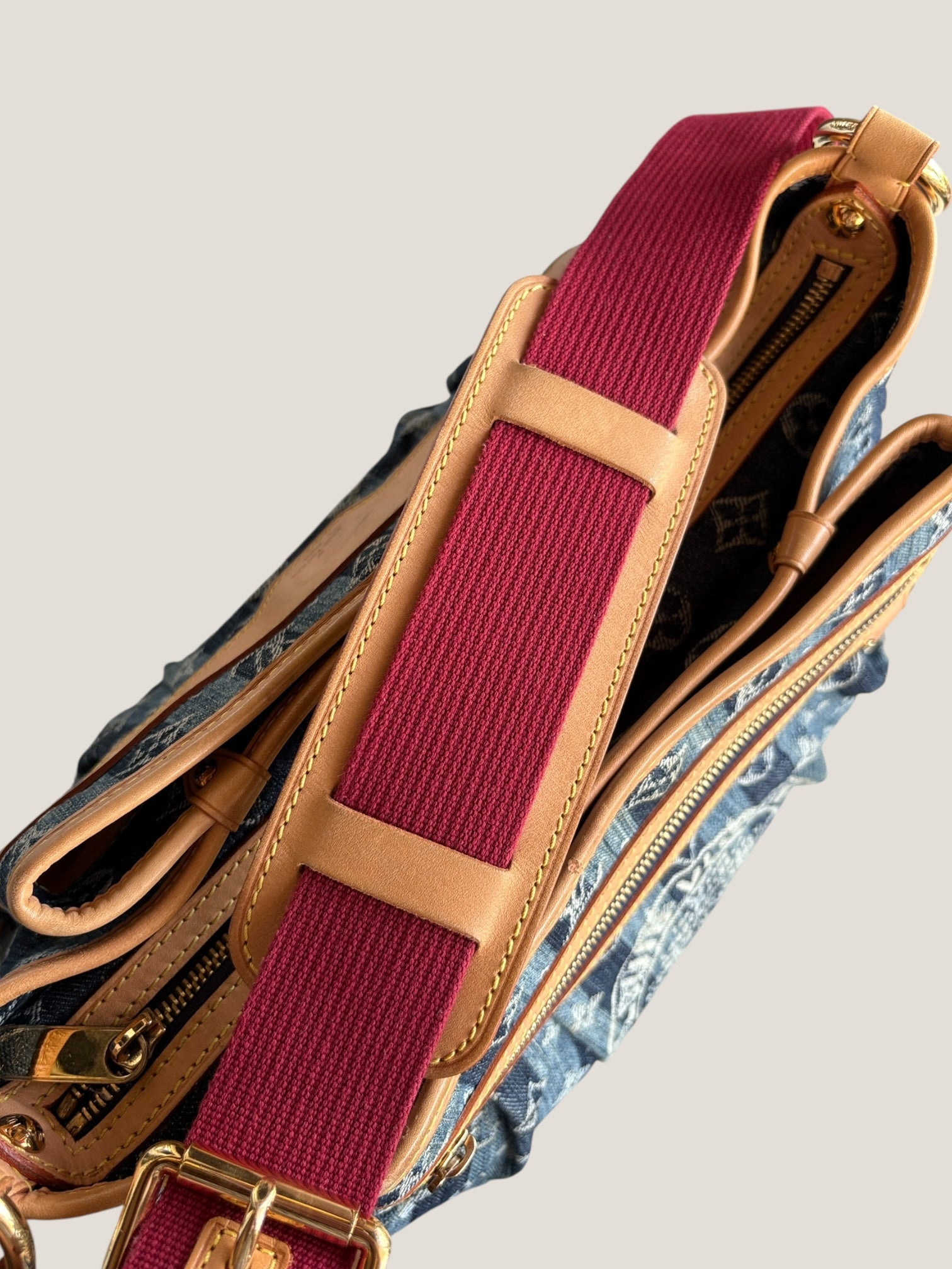 Louis Vuitton Denim Porte Épaule Raye MM