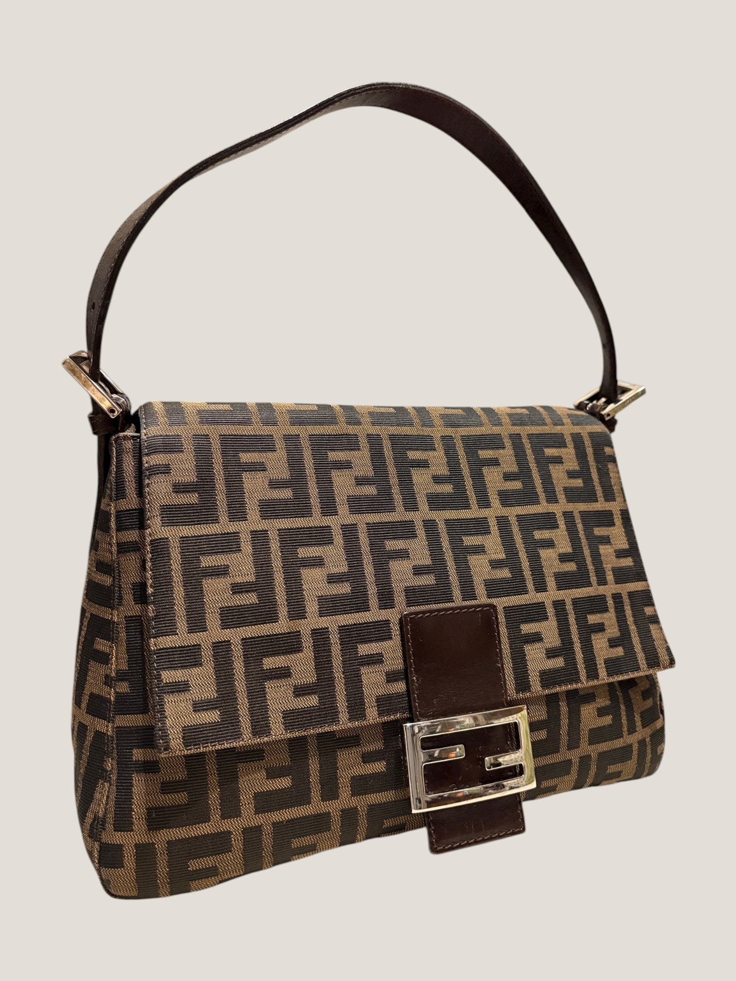 FENDI MAMMA BAGUETTE ZUCCA