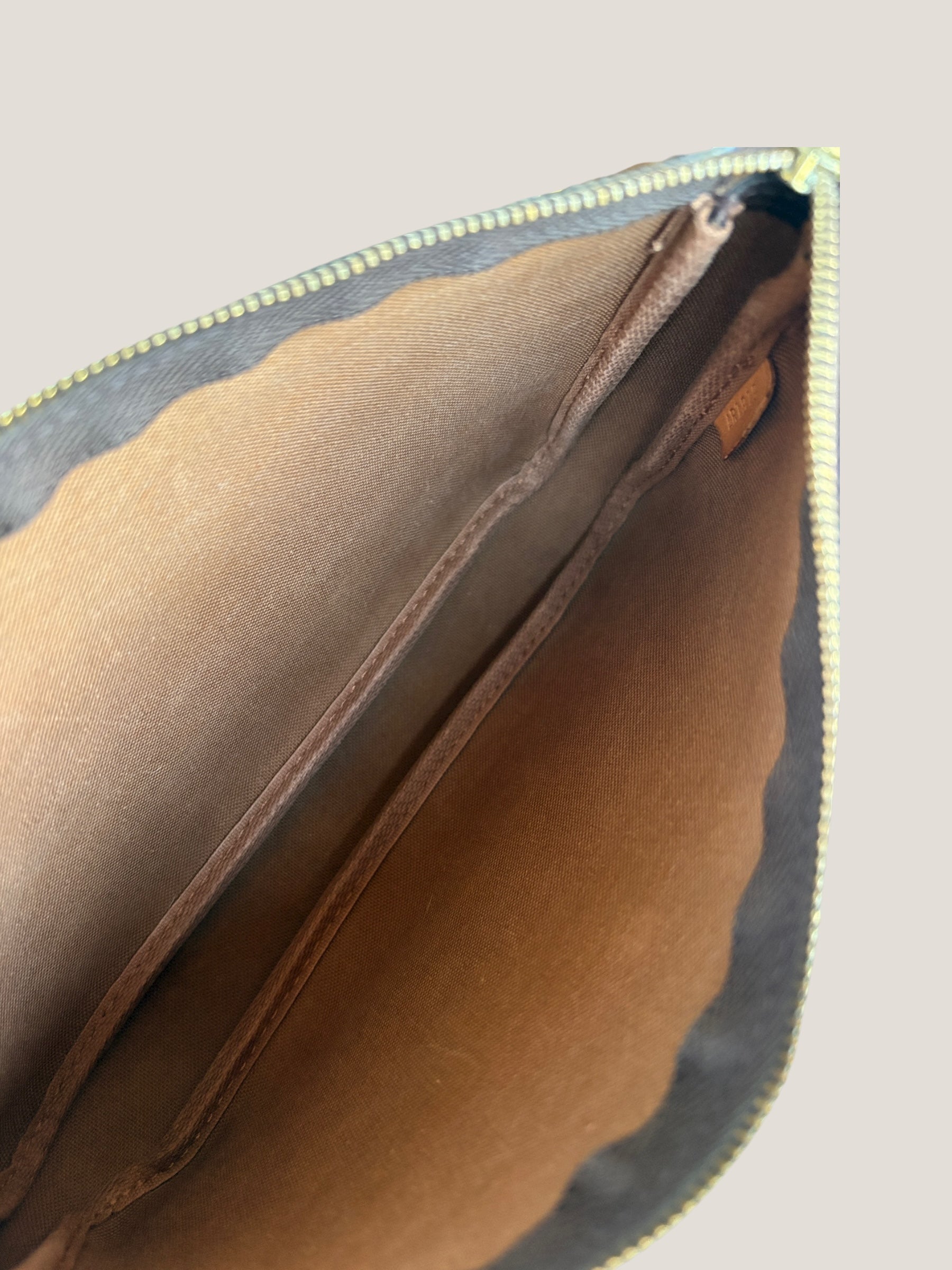 Louis Vuitton Pochette Accessoires Monogram