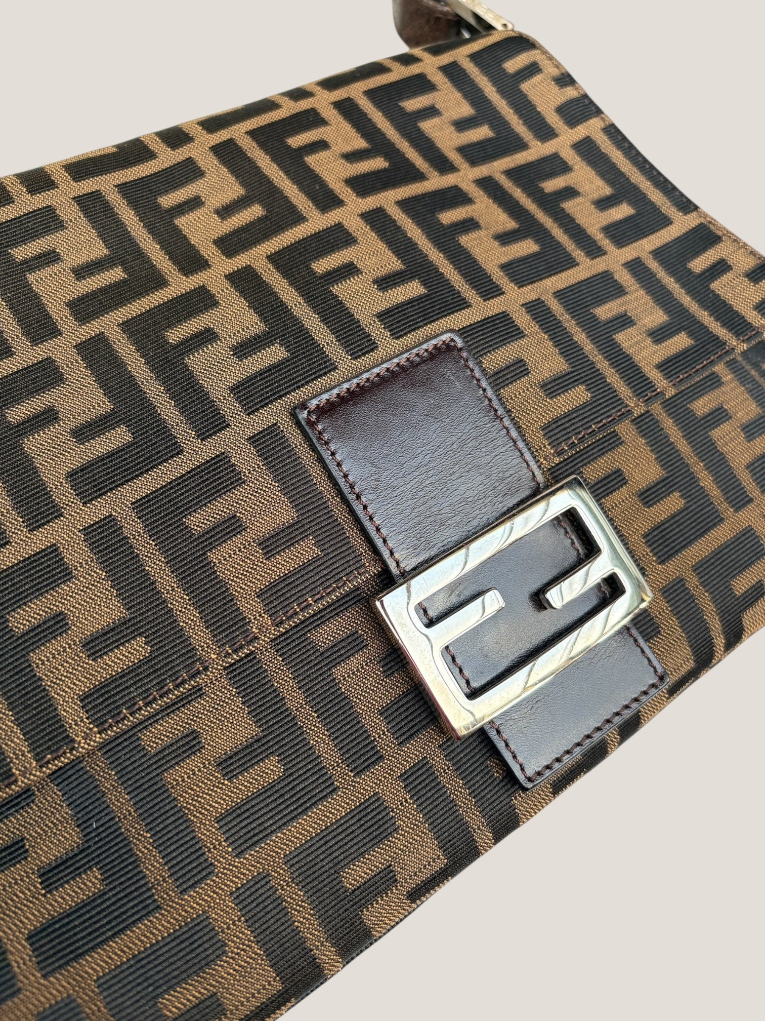 Fendi Mamma Baguette Zucca
