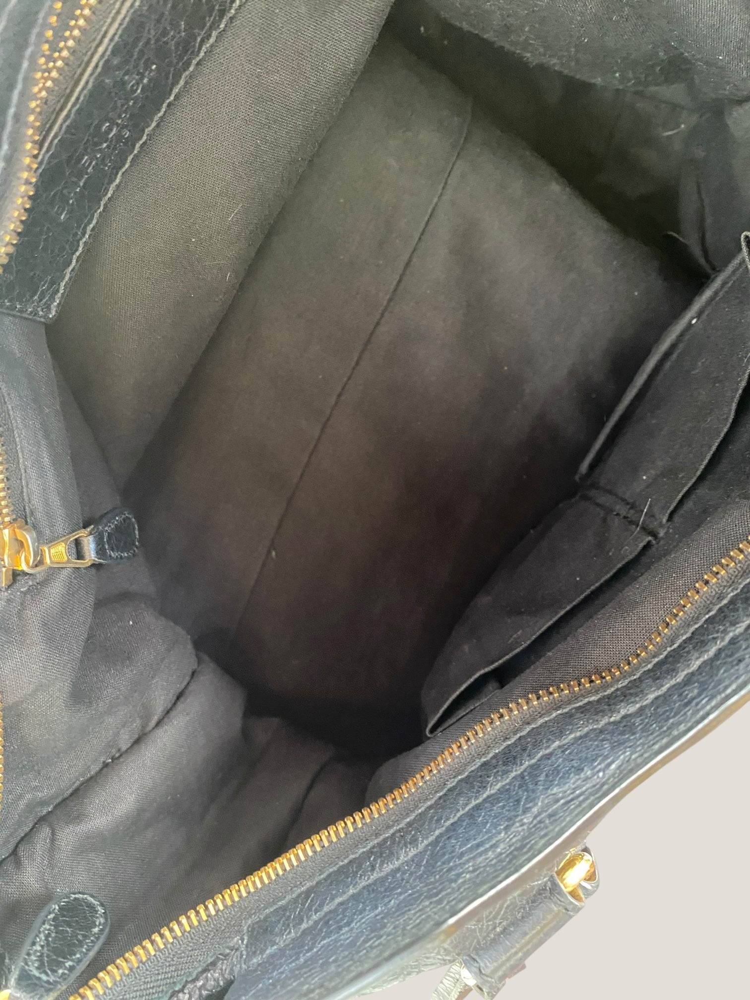 BALENCIAGA City bag media