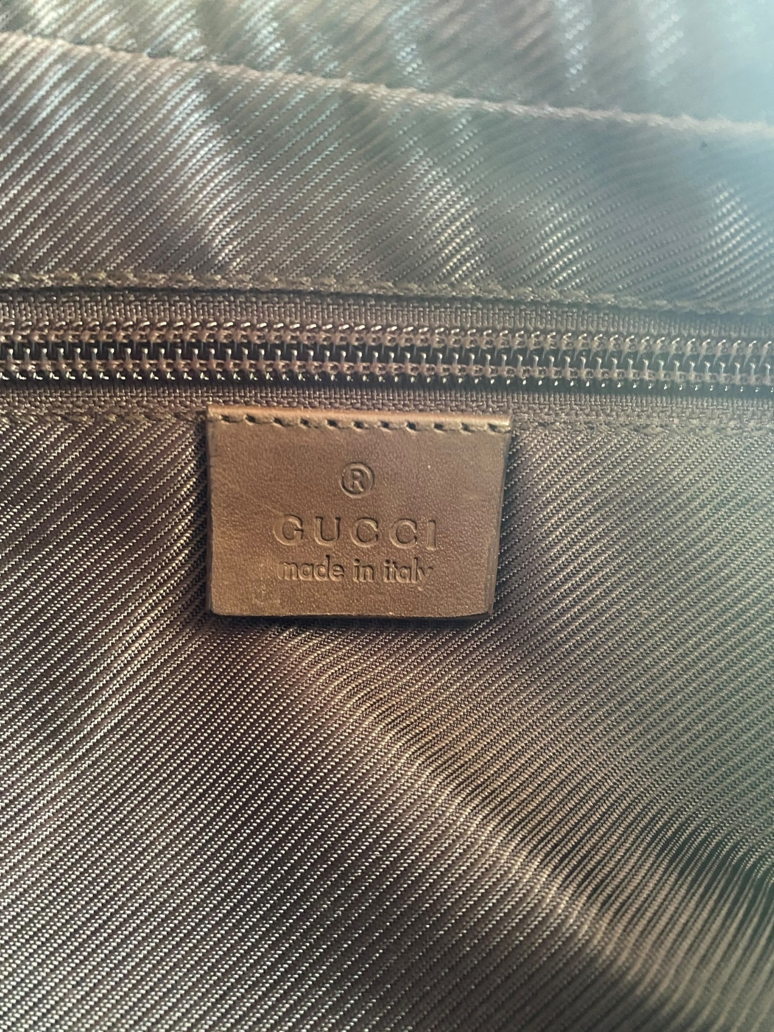 Gucci a tracolla in canvas GG