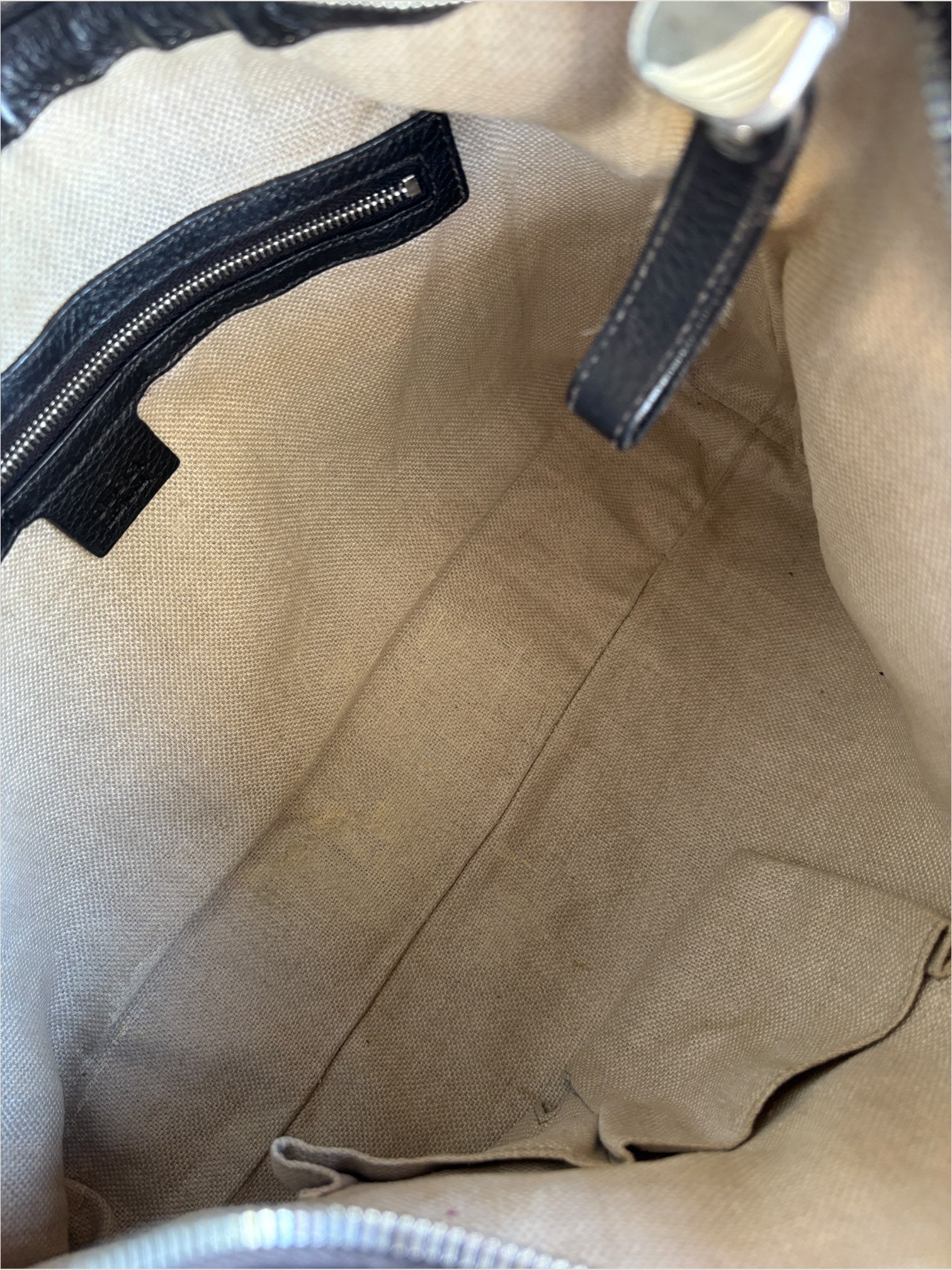 Gucci Hobo GG Beige