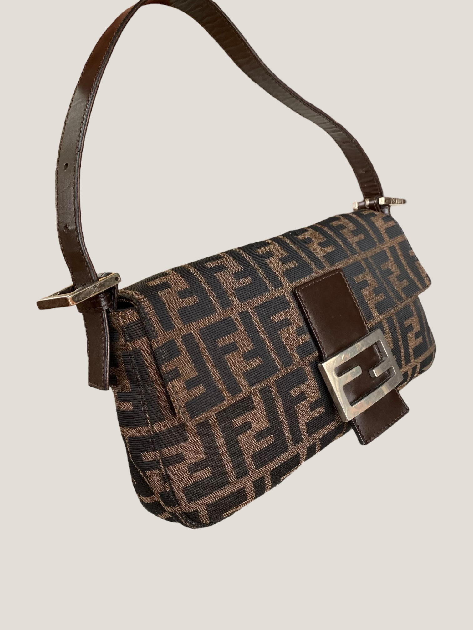 fendi baguette zucca