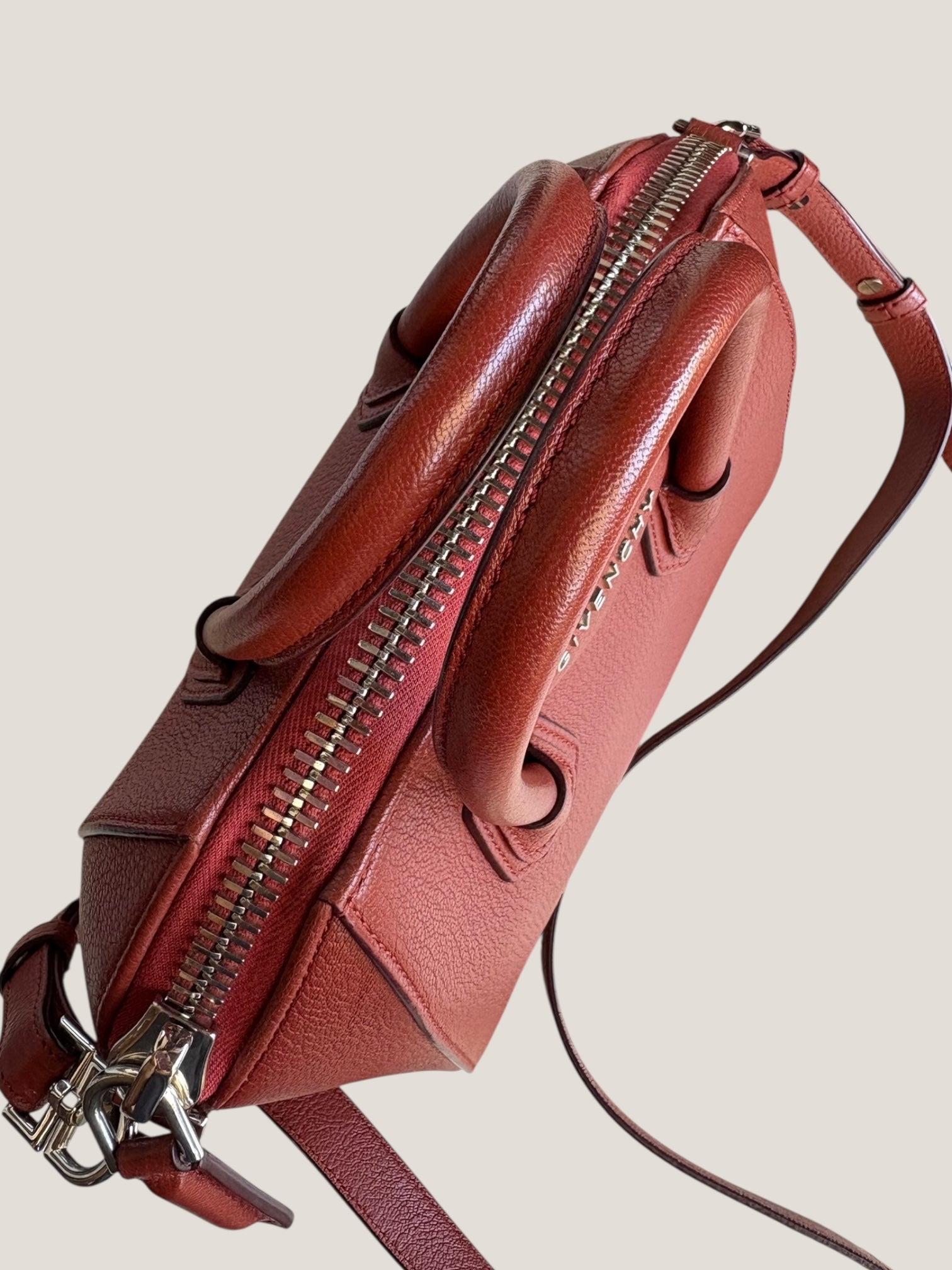 Givenchy Antigona Small