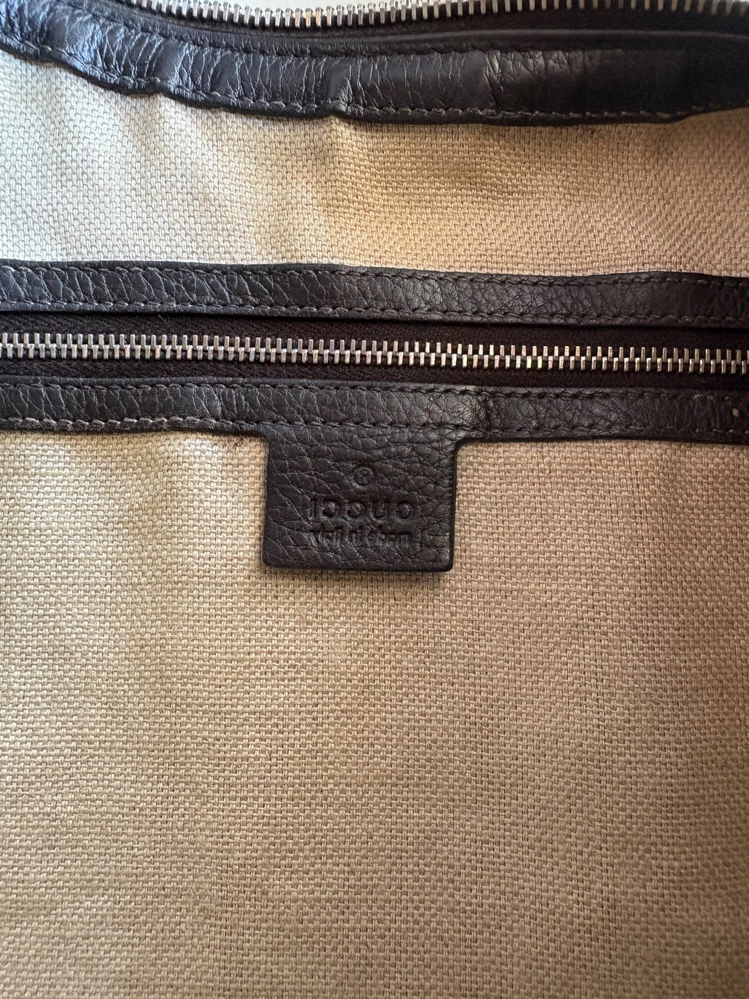 Gucci Hobo GG Beige