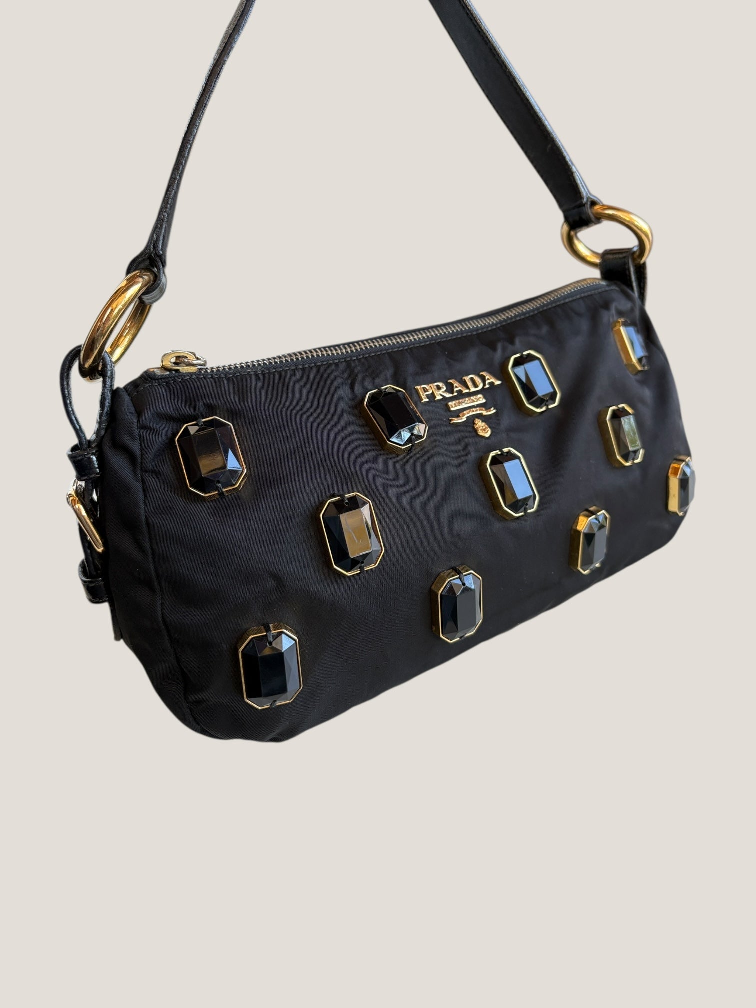Prada Pochette con cristalli neri