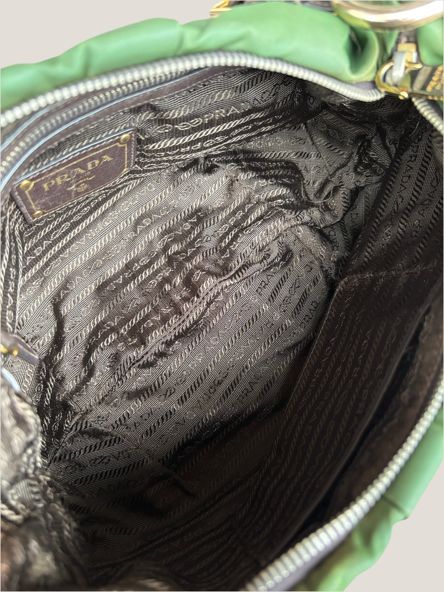 PRADA Hobo Nylon Verde