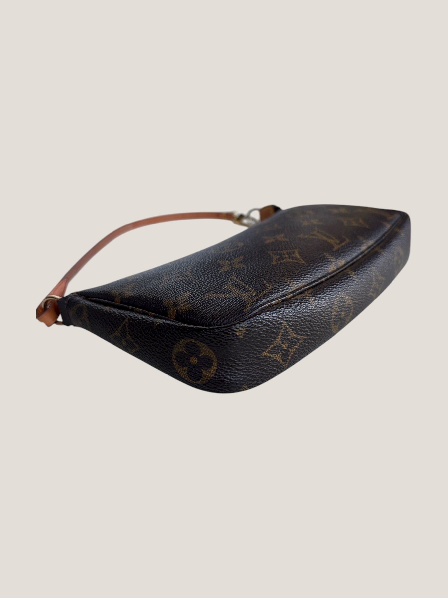 Louis Vuitton Pochette Accessoires Monogram