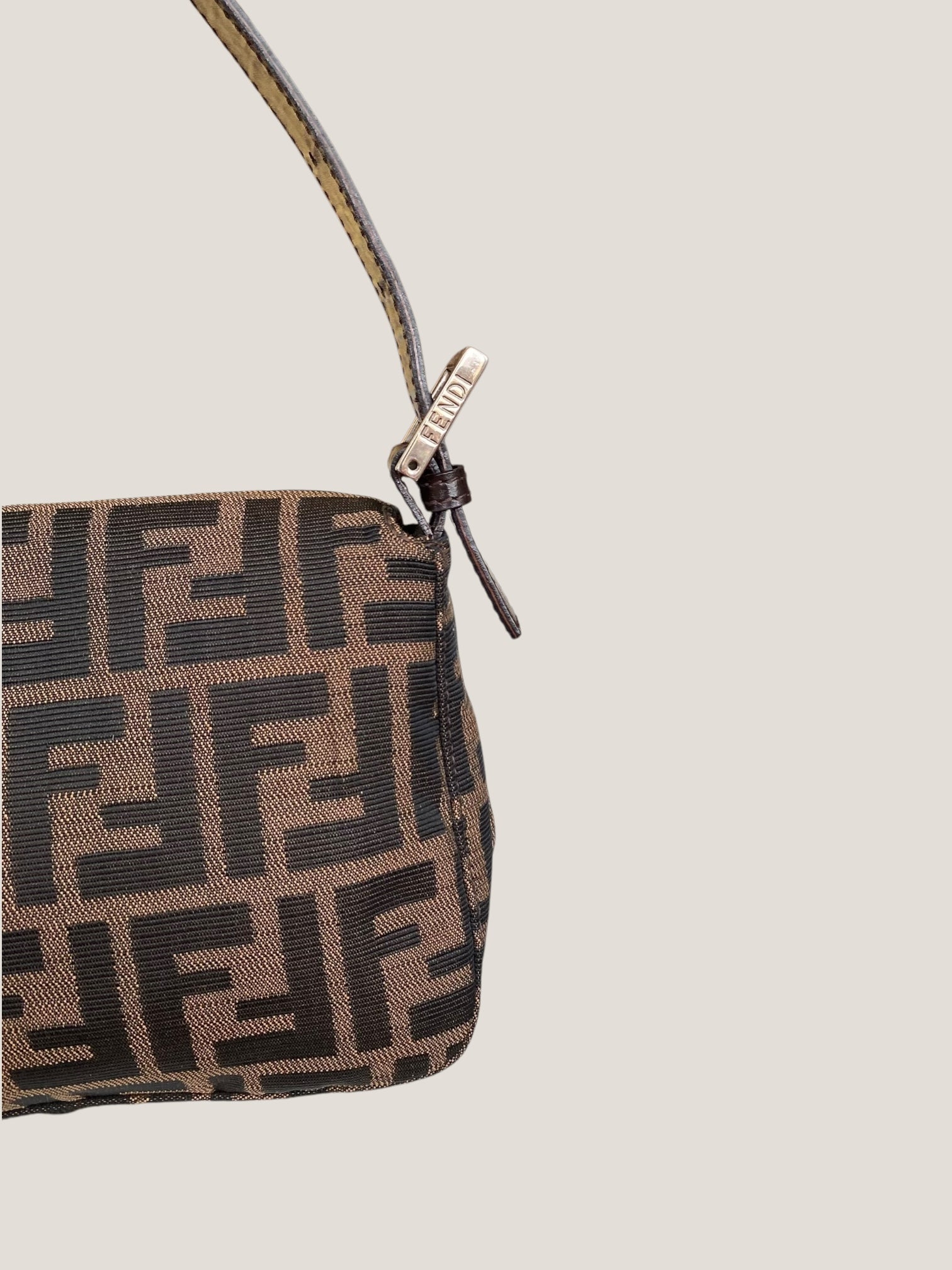 fendi baguette zucca