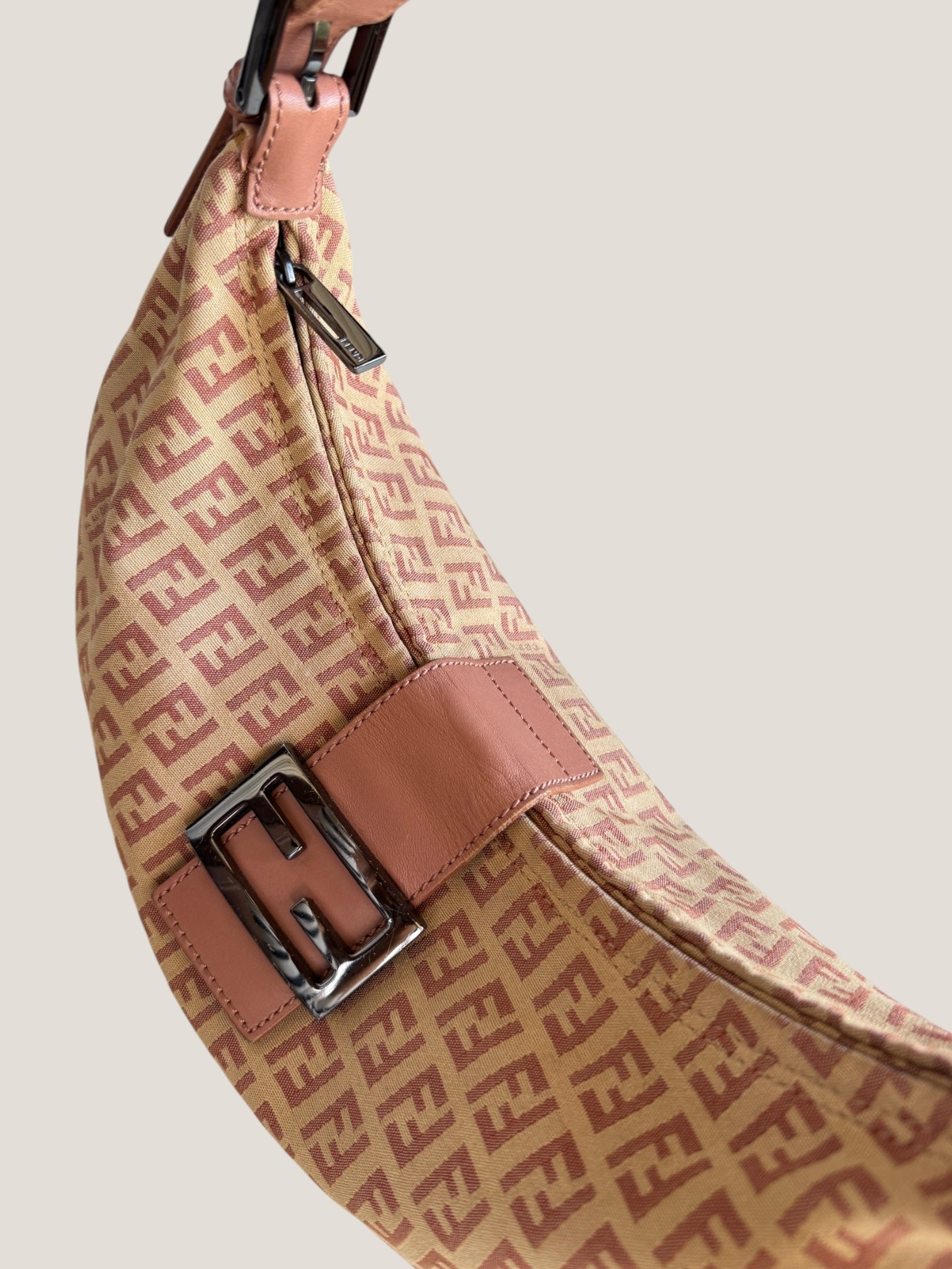 Fendi Baguette Half Moon Monogram Rosa