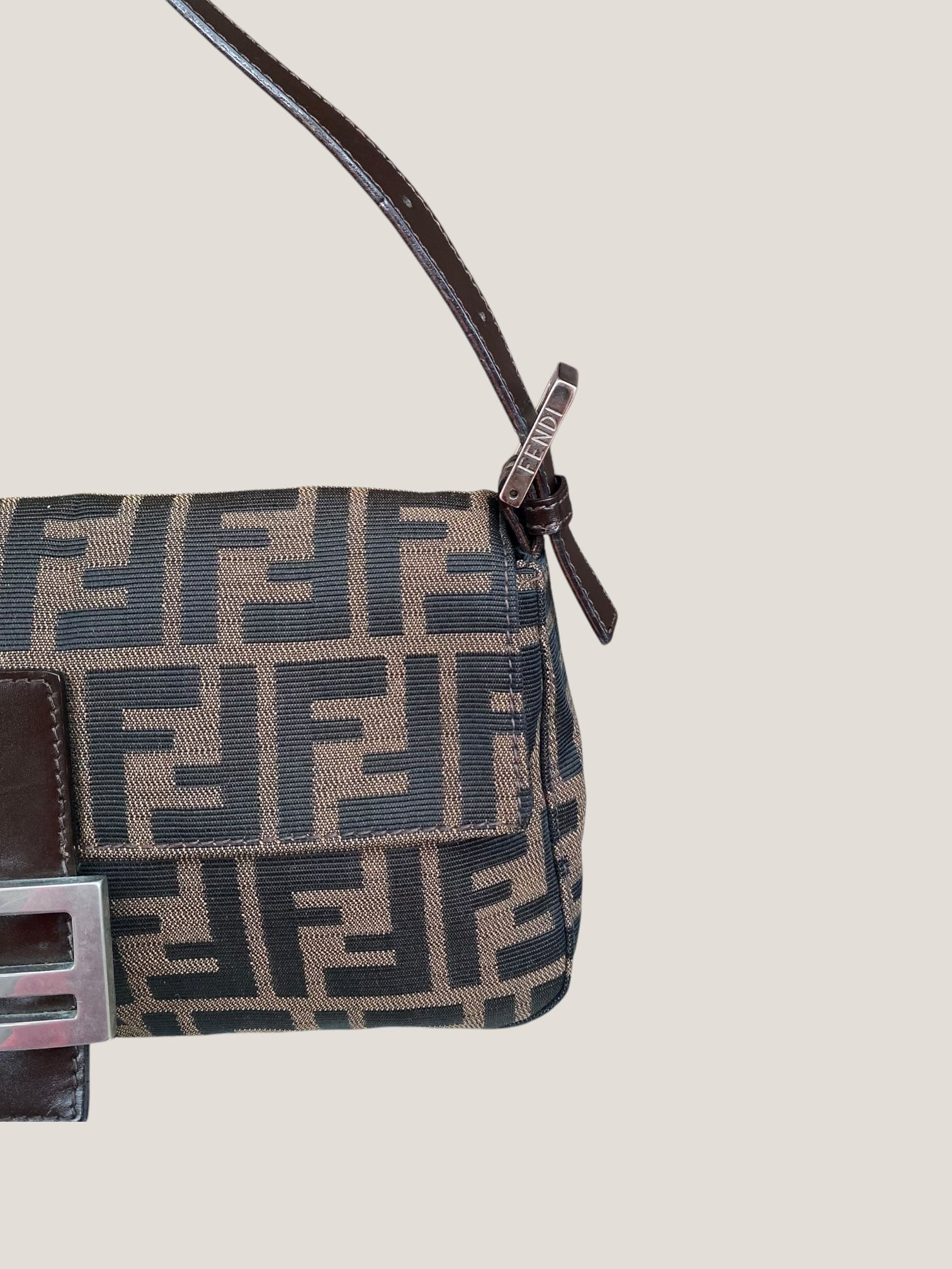 fendi baguette zucca