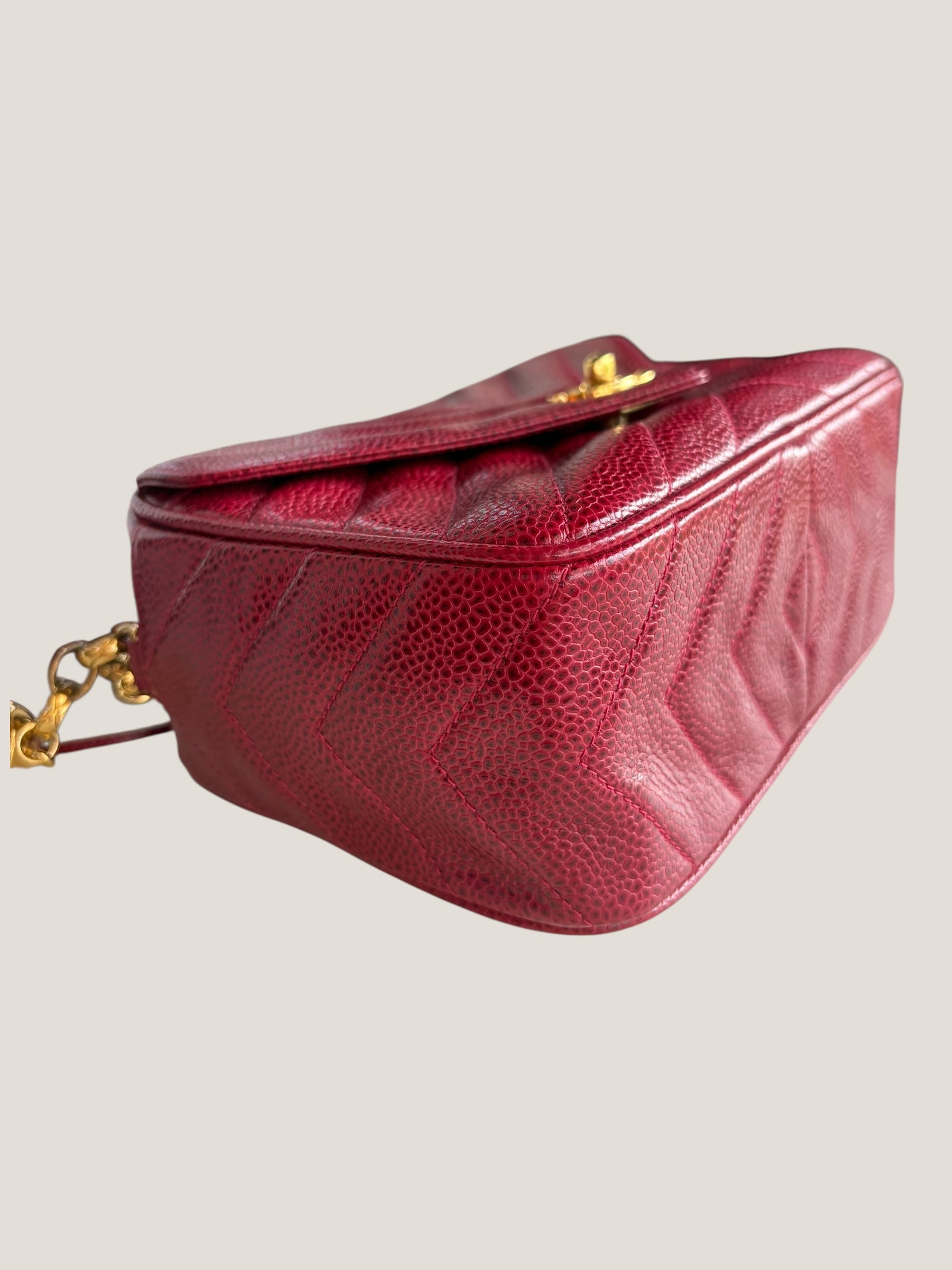 Chanel Vintage Camera Bag in Caviar Rosso con Frange