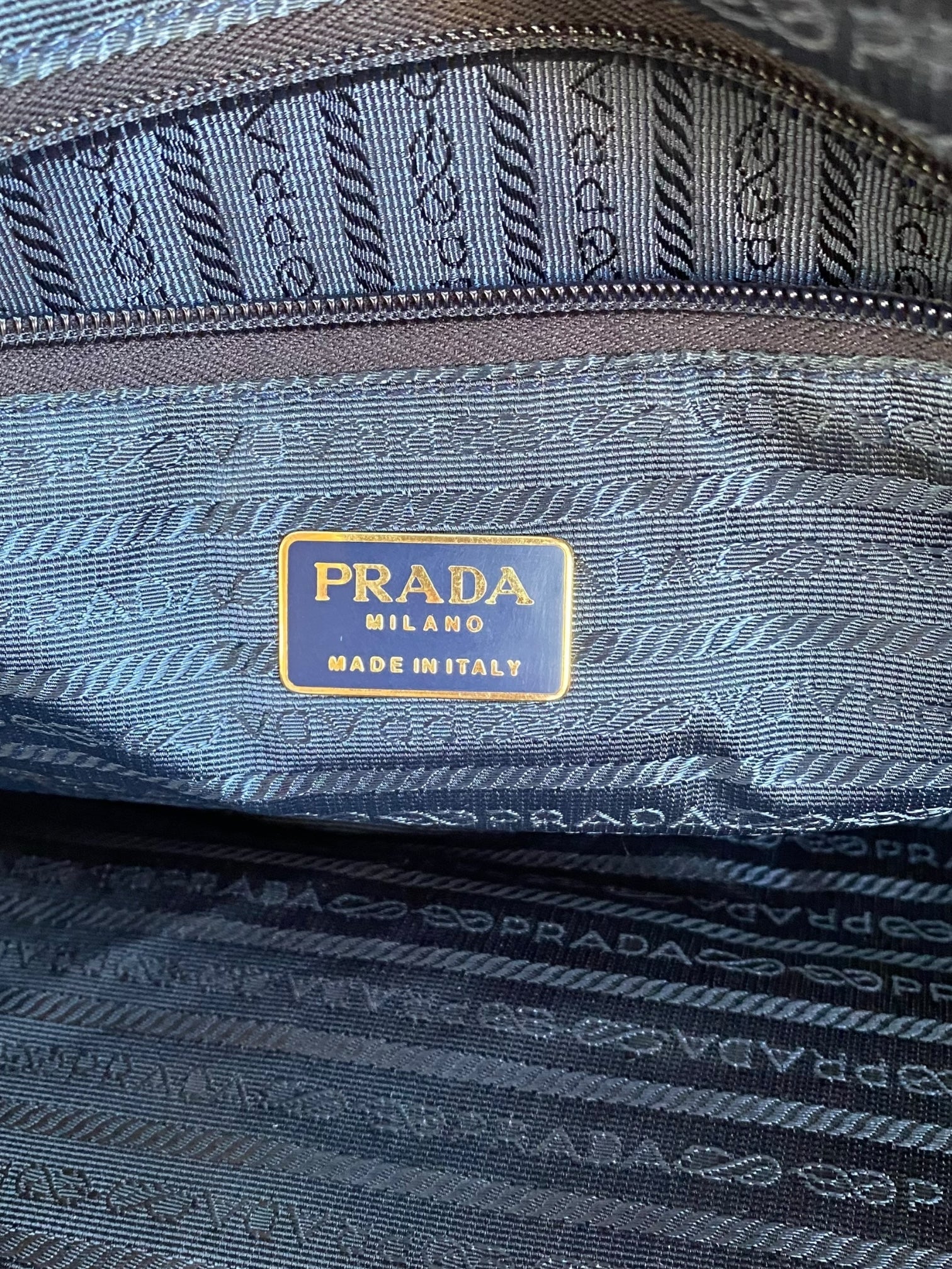 Bauletto Prada in nylon trapuntato