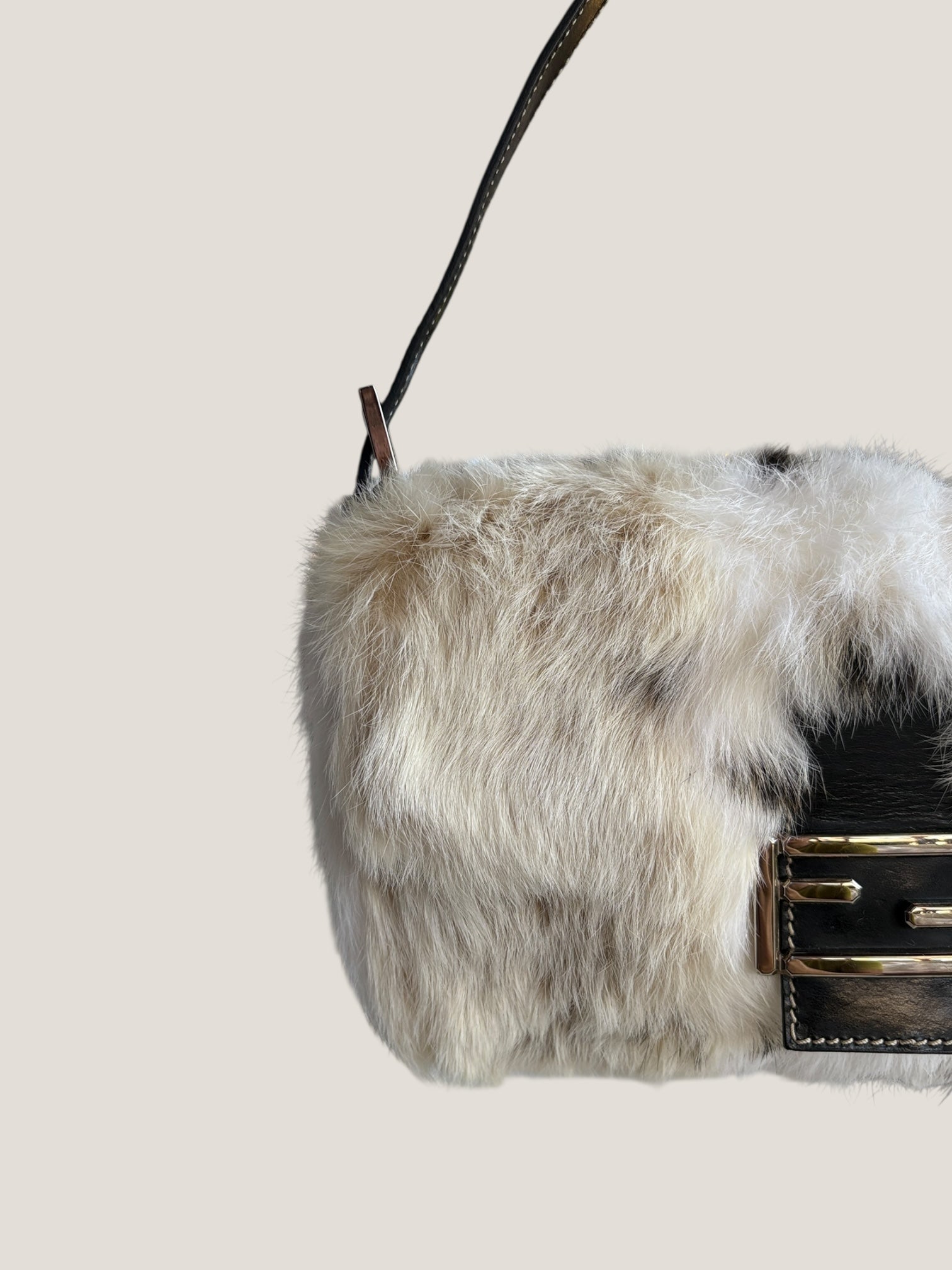 Fendi Baguette in pelliccia rara