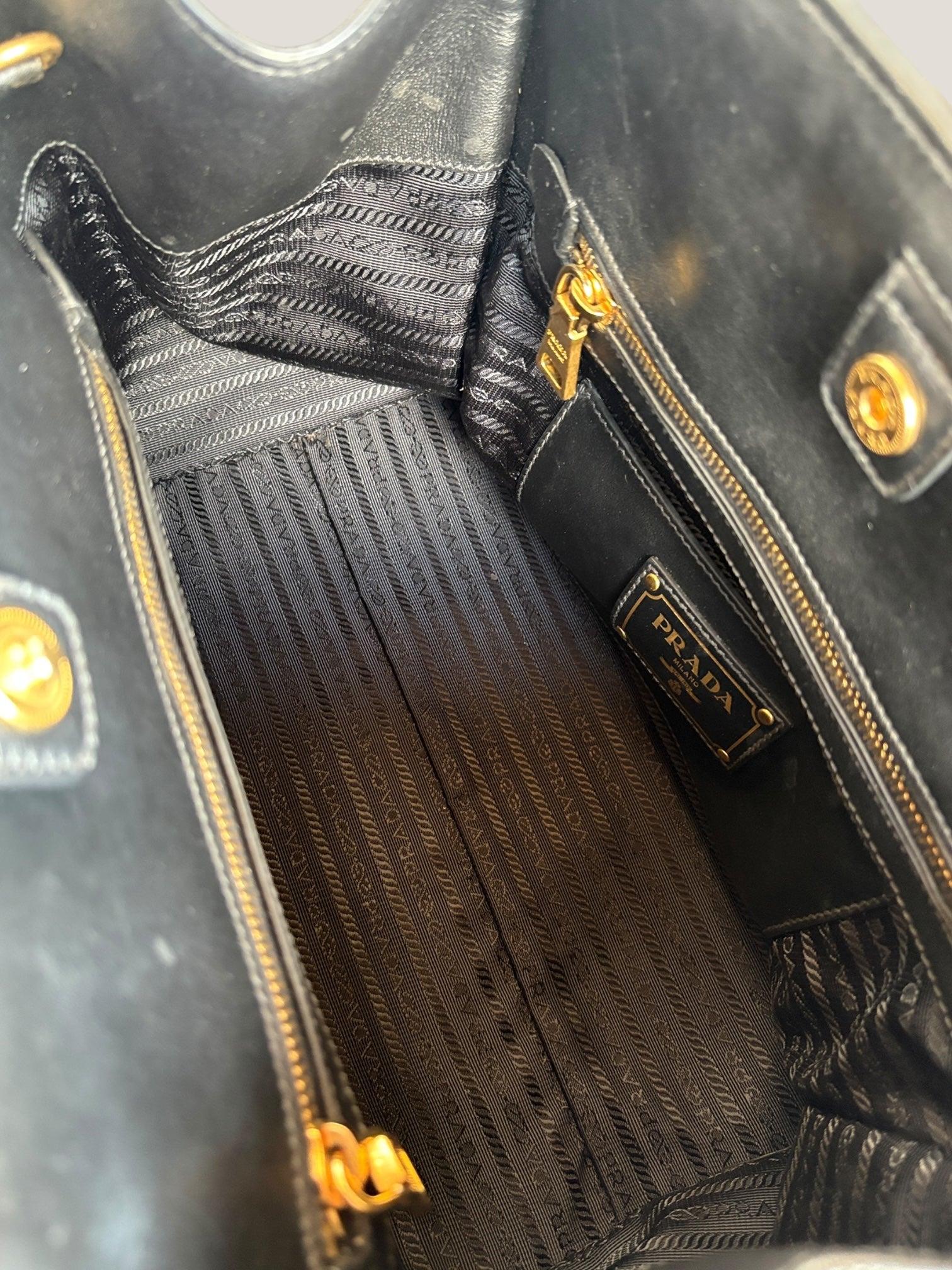 PRADA Tote Bag in Pelle Nera