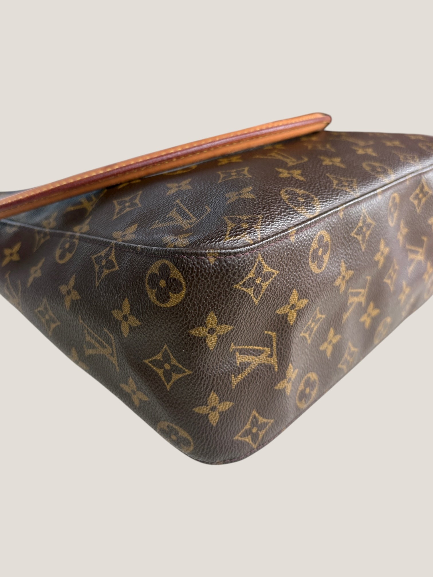 Louis Vuitton Looping GM Monogram
