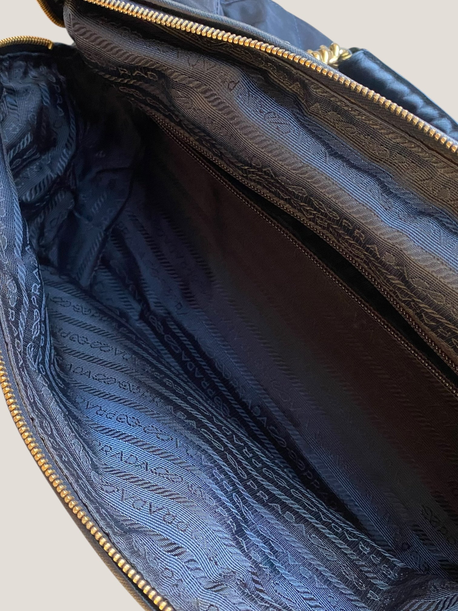 Bauletto Prada in nylon trapuntato