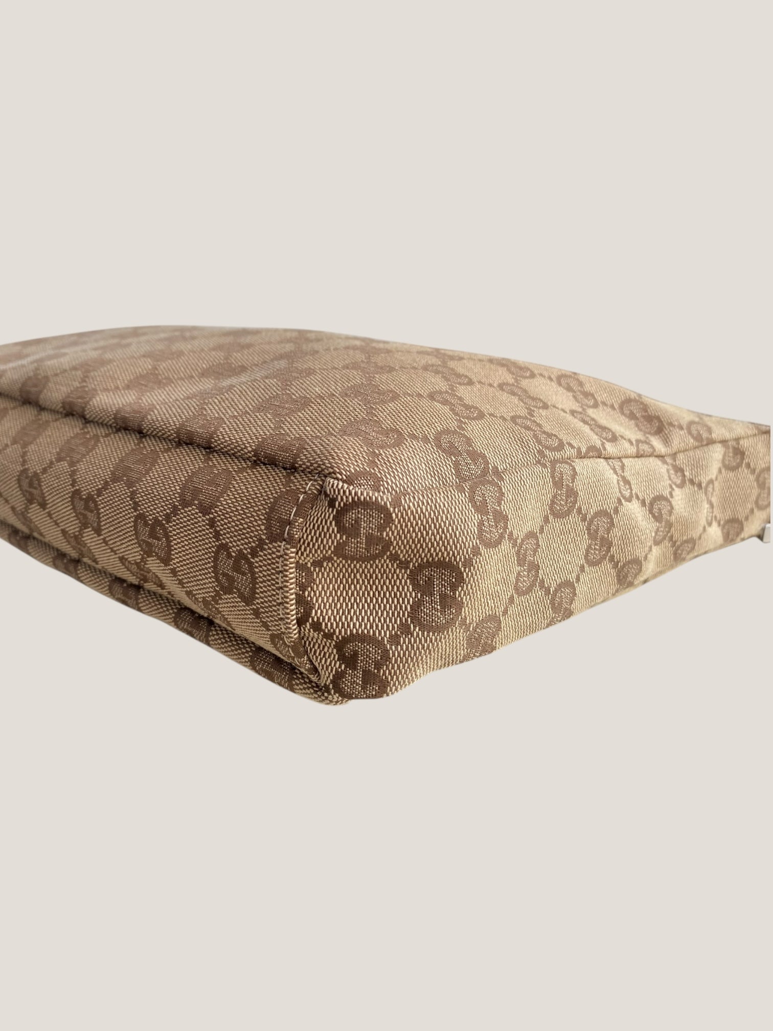 Gucci a tracolla in canvas GG