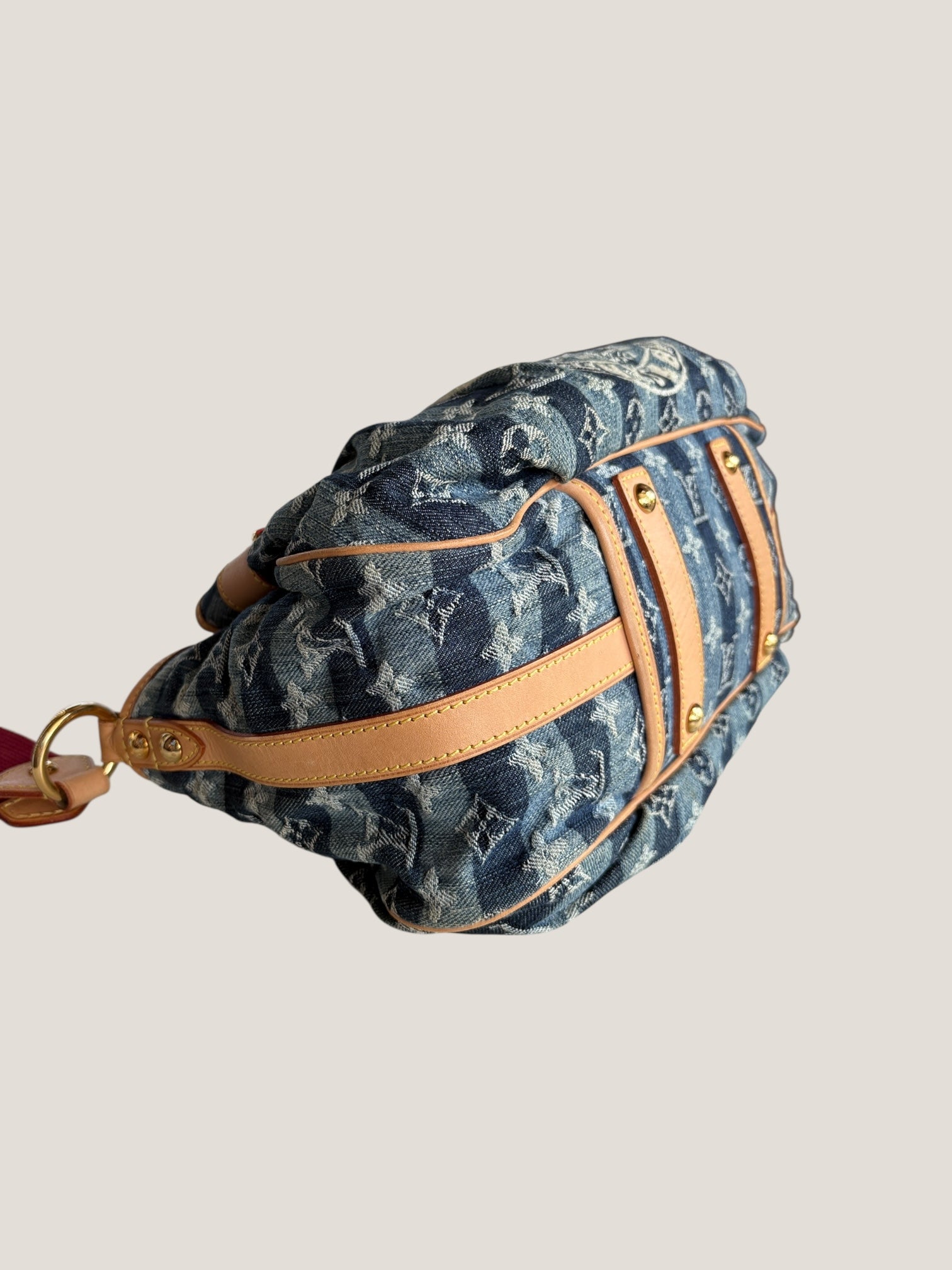 Louis Vuitton Denim Porte Épaule Raye MM