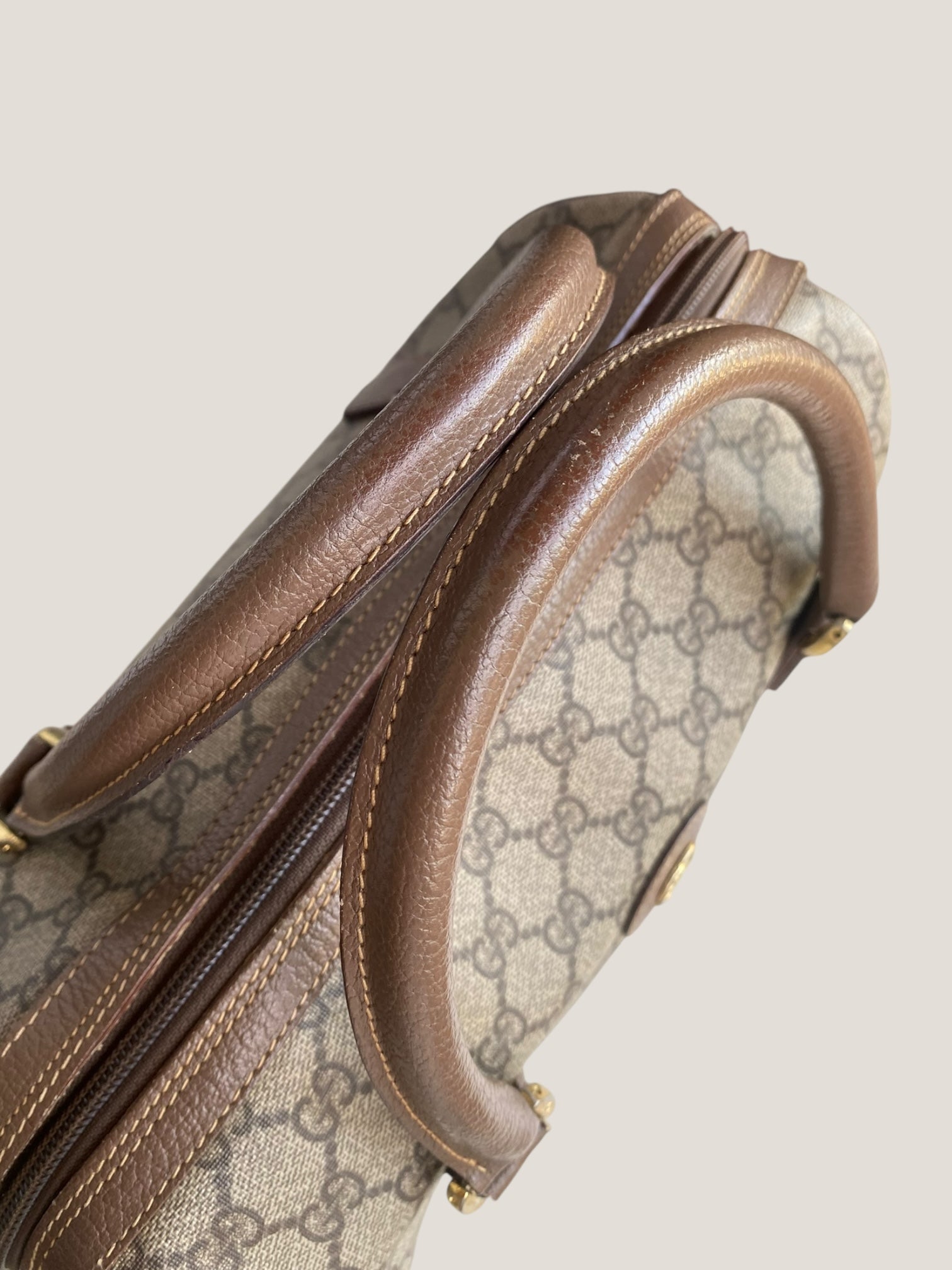 Gucci bauletto GG canvas