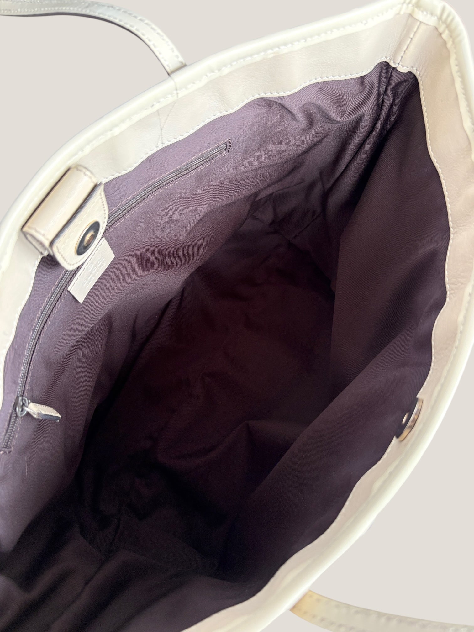 GUCCI GG CANVAS TOTE “DOG PATCH”