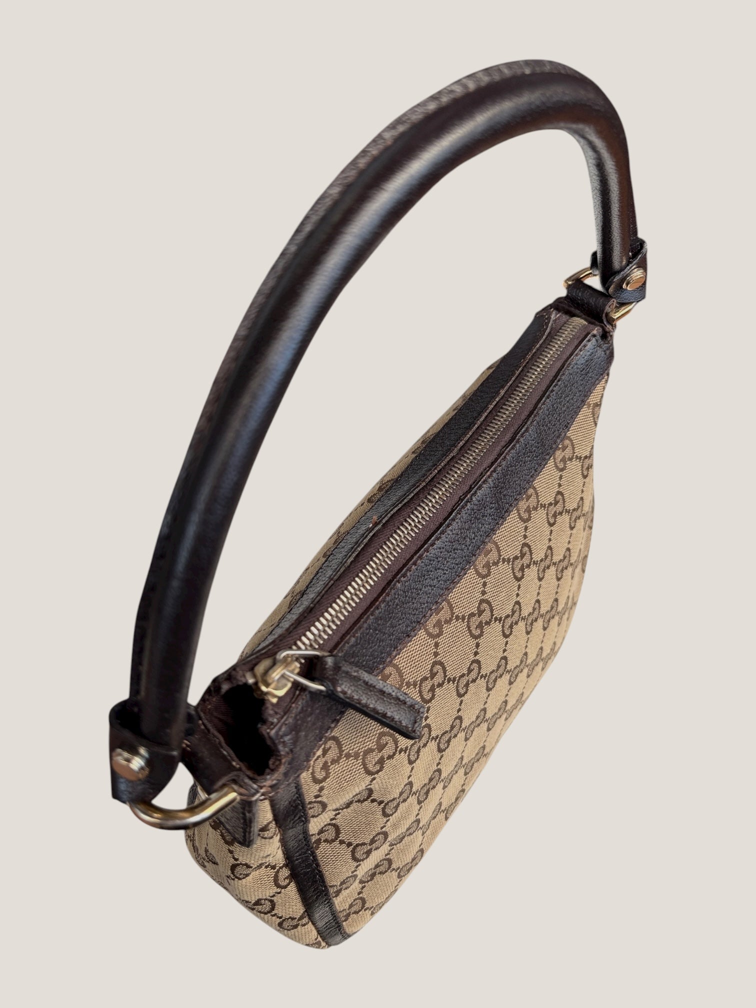 Gucci GG Canvas Pochette