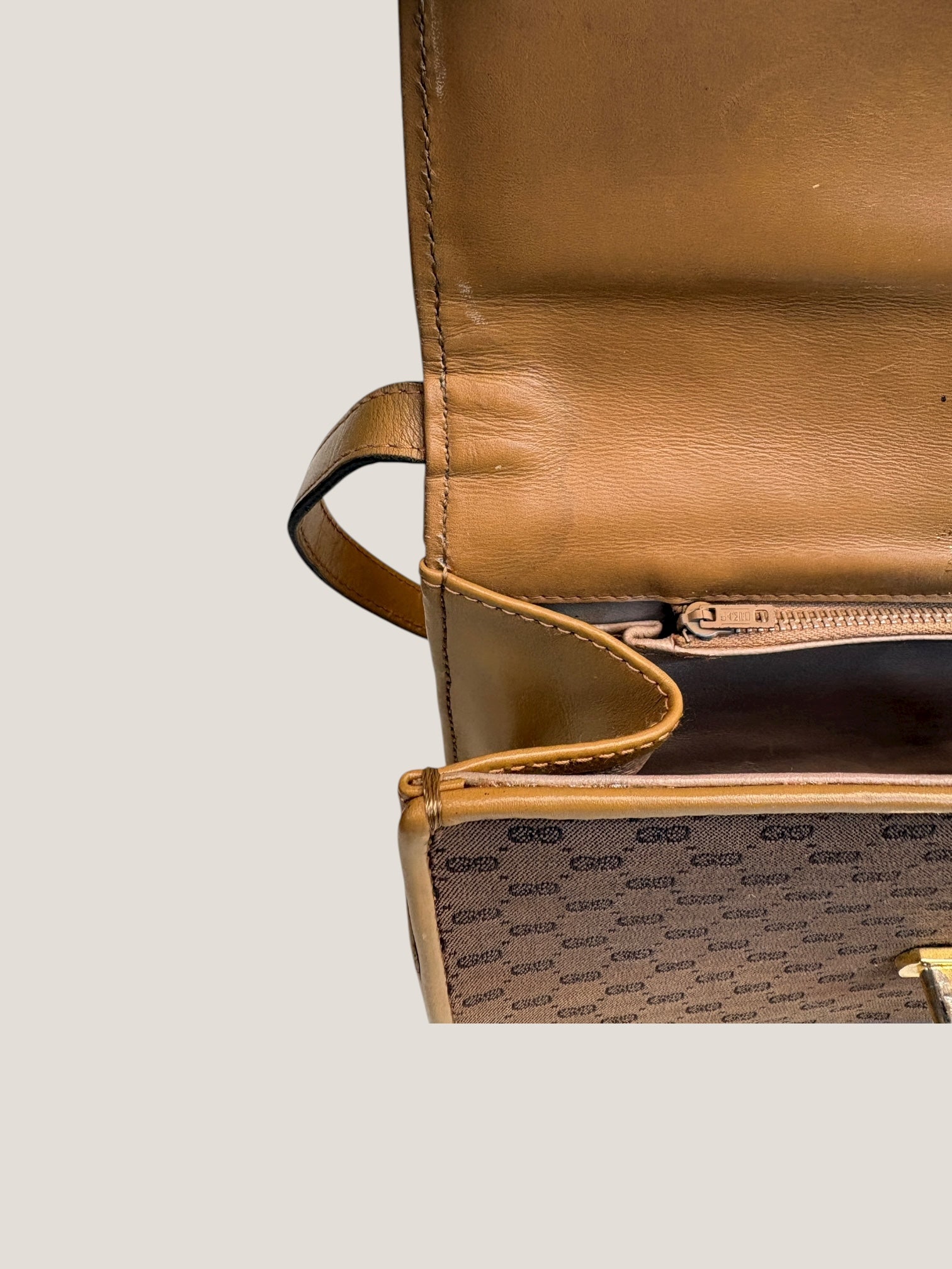 Gucci GG Canvas Miele Shoulder Bag