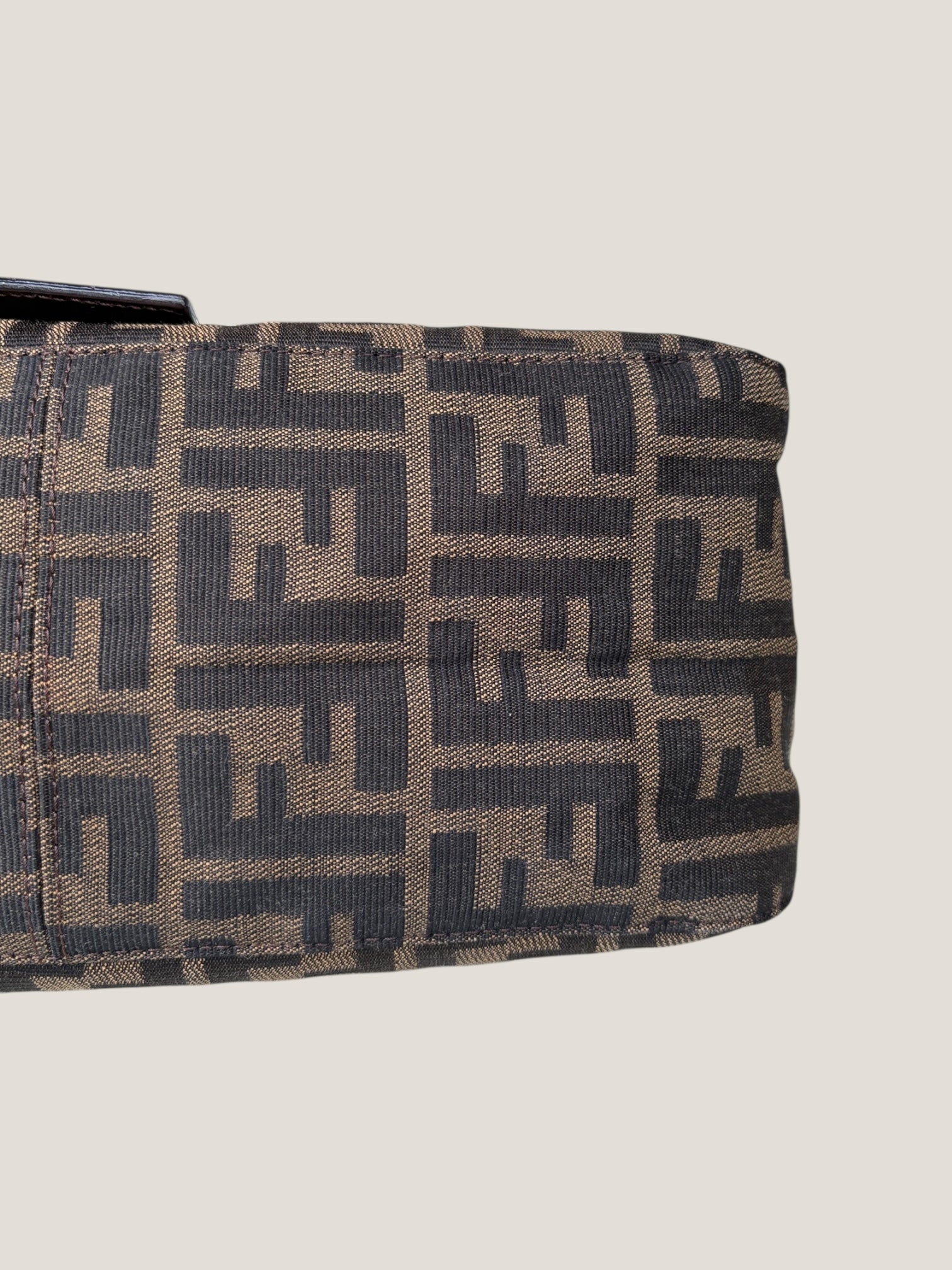 Fendi Mamma Baguette Zucca