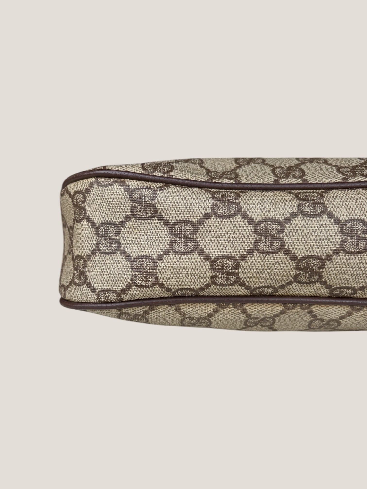 Gucci GG Supreme Crossbody