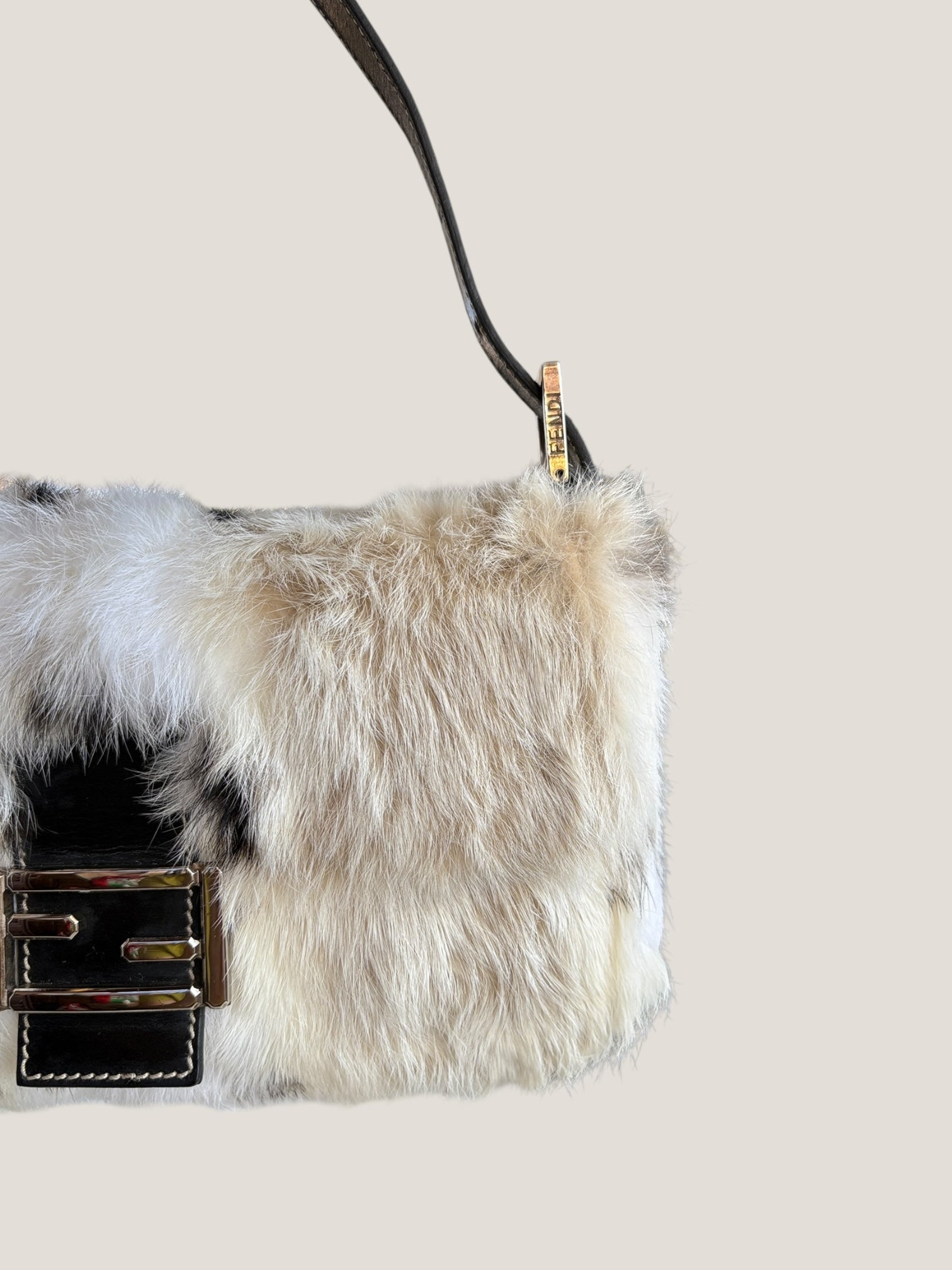 Fendi Baguette in pelliccia rara