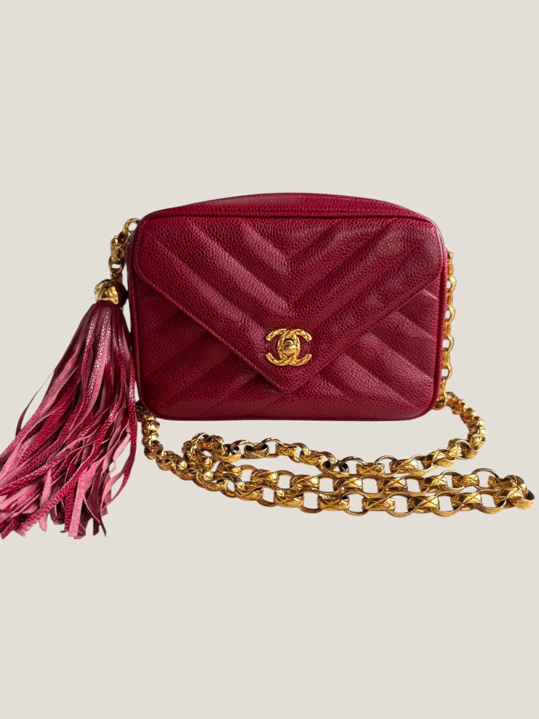 Chanel Vintage Camera Bag in Caviar Rosso con Frange